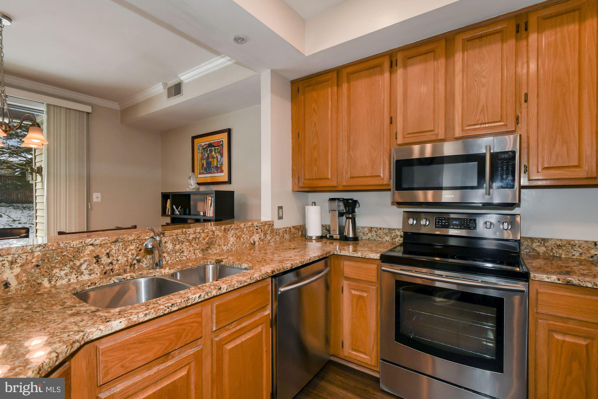 ETON SQUARE - Residential