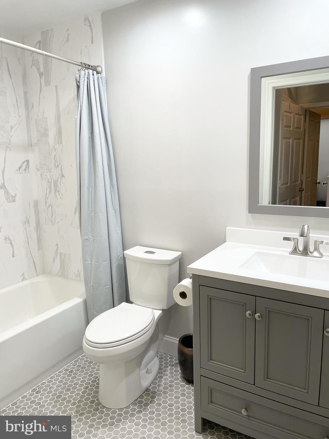 ETON SQUARE - Residential