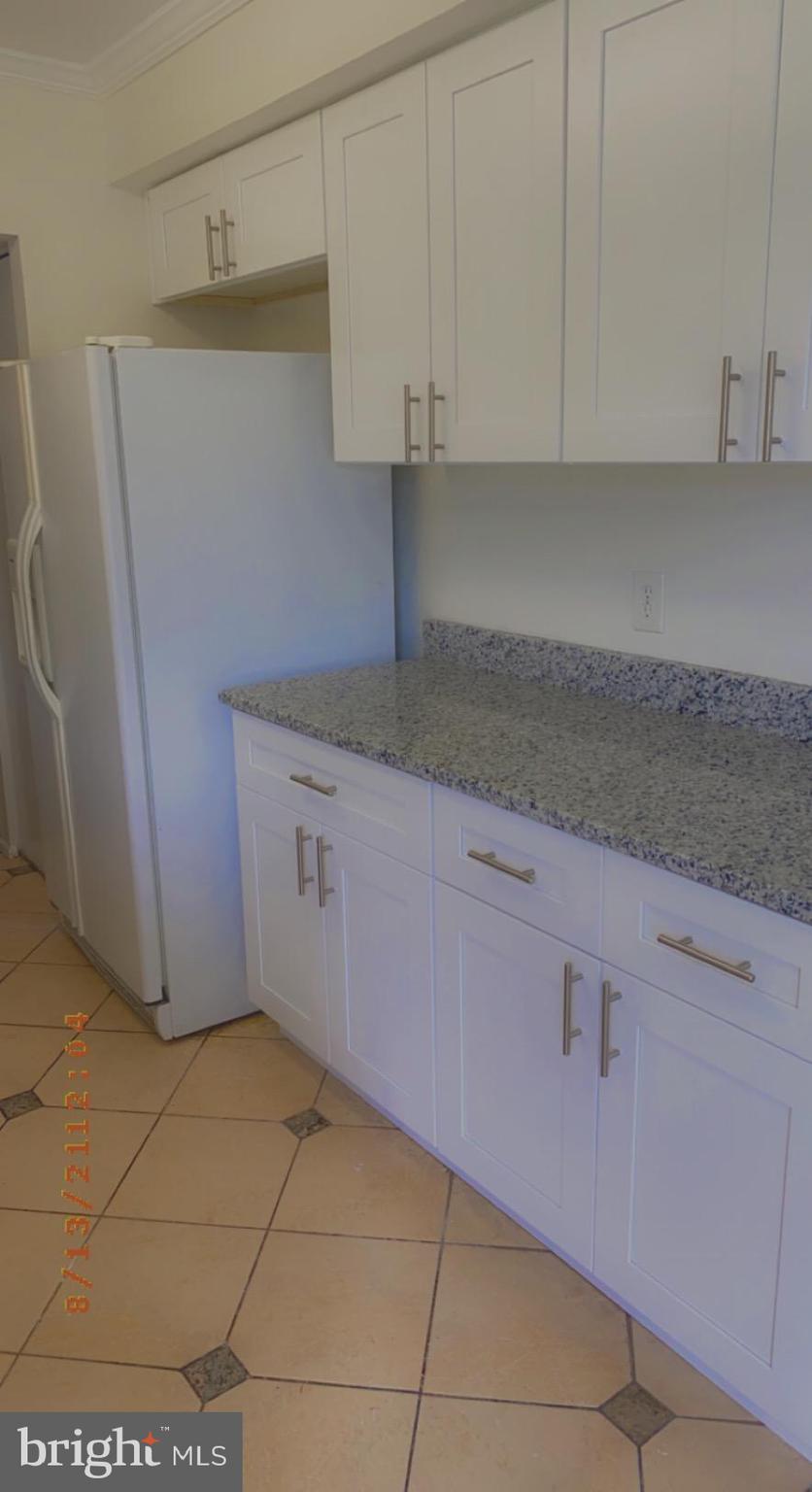 CHERRY GLEN CONDOS - Residential