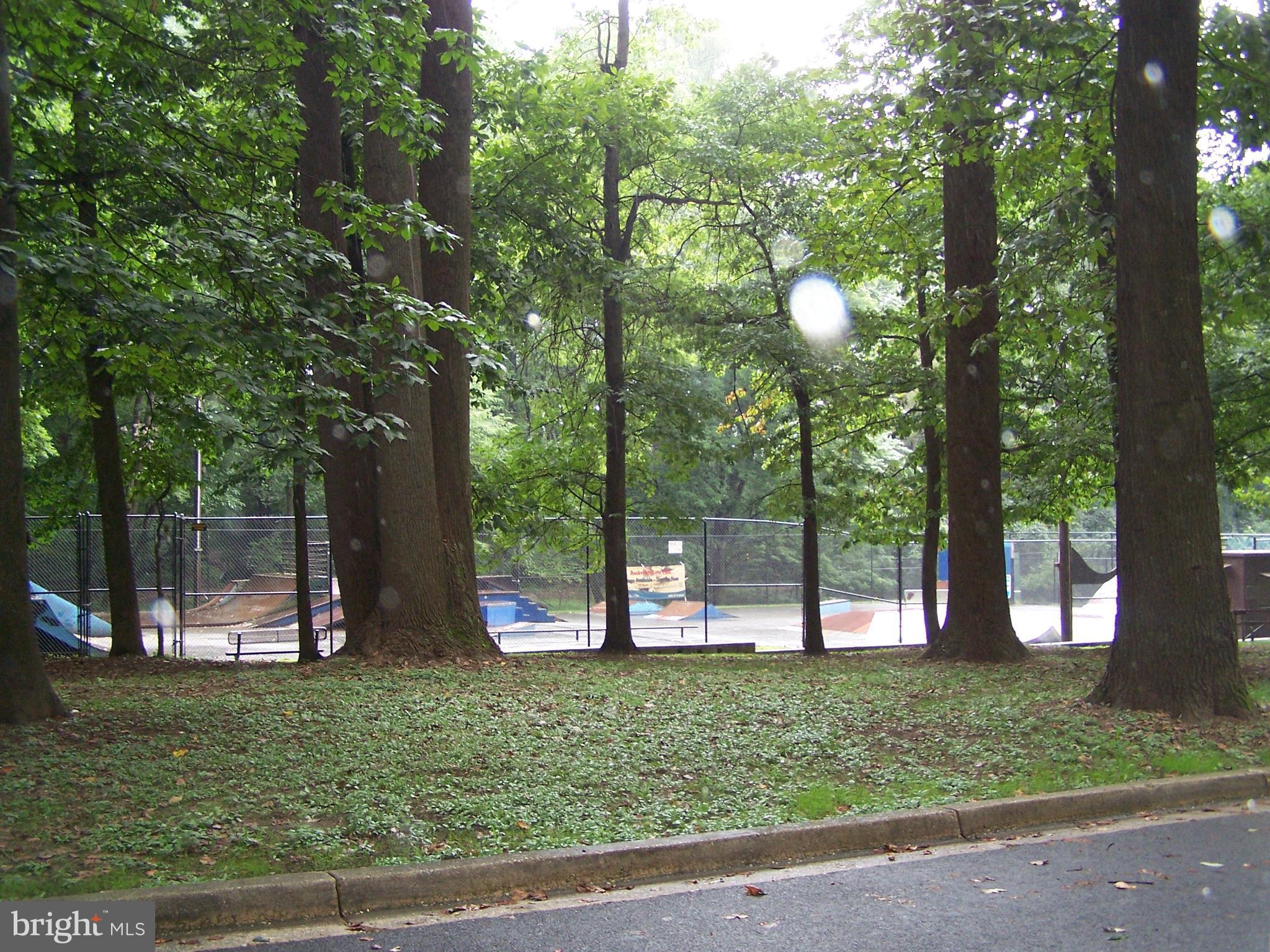 BEALLS - Residential Lease