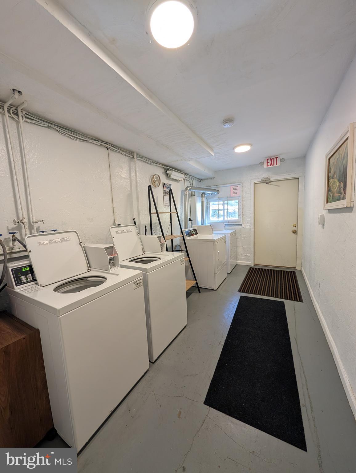 BEALLS - Residential Lease