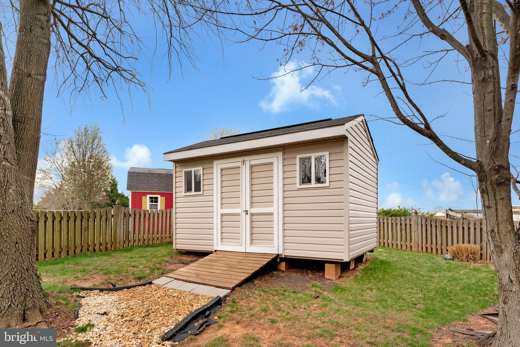 ARROWOOD - Residential