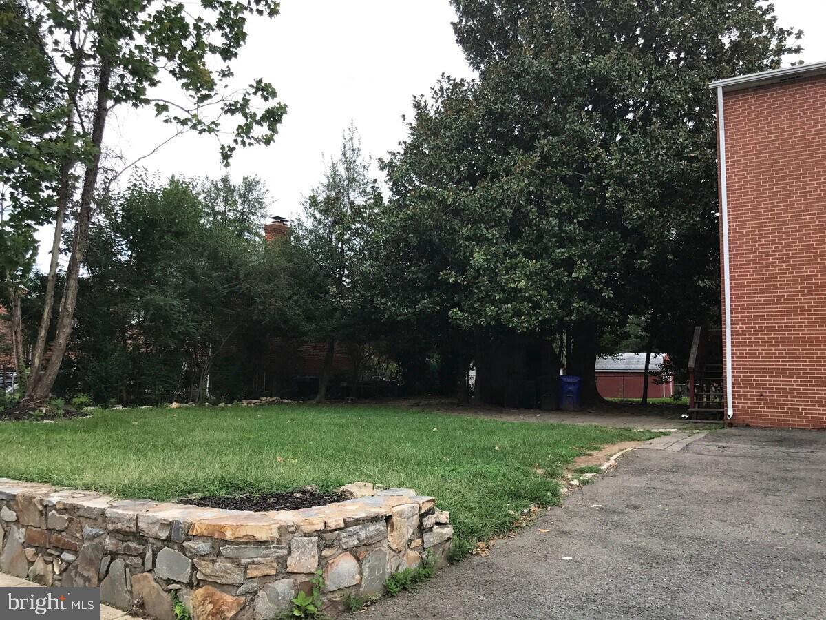 4521 N CARLIN SPRINGS ROAD
