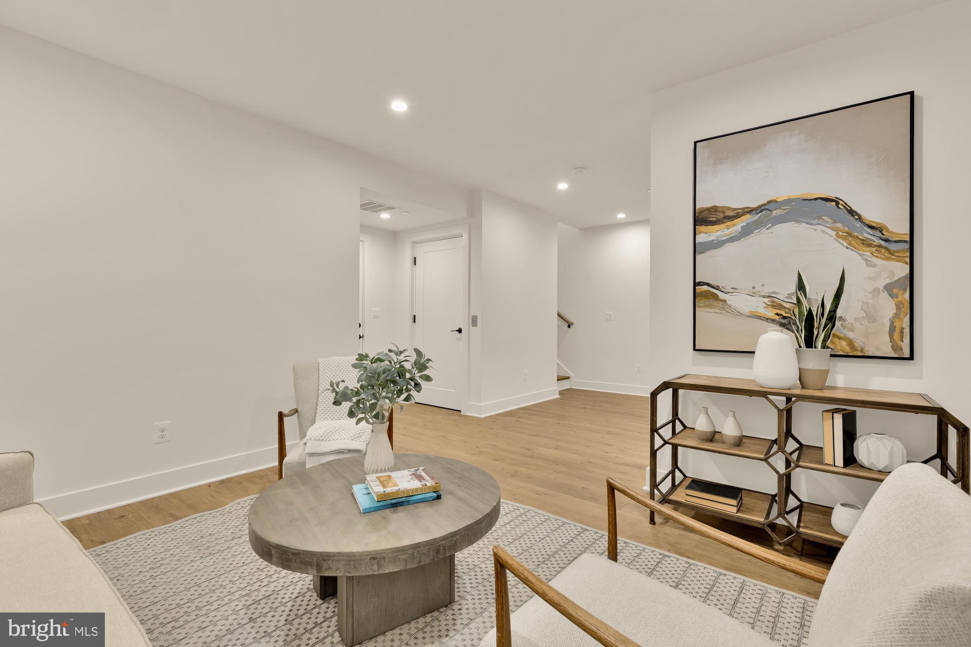 WESTBARD SQUARE - Residential