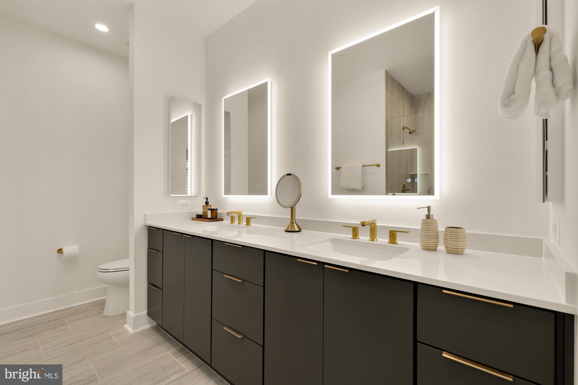 WESTBARD SQUARE - Residential