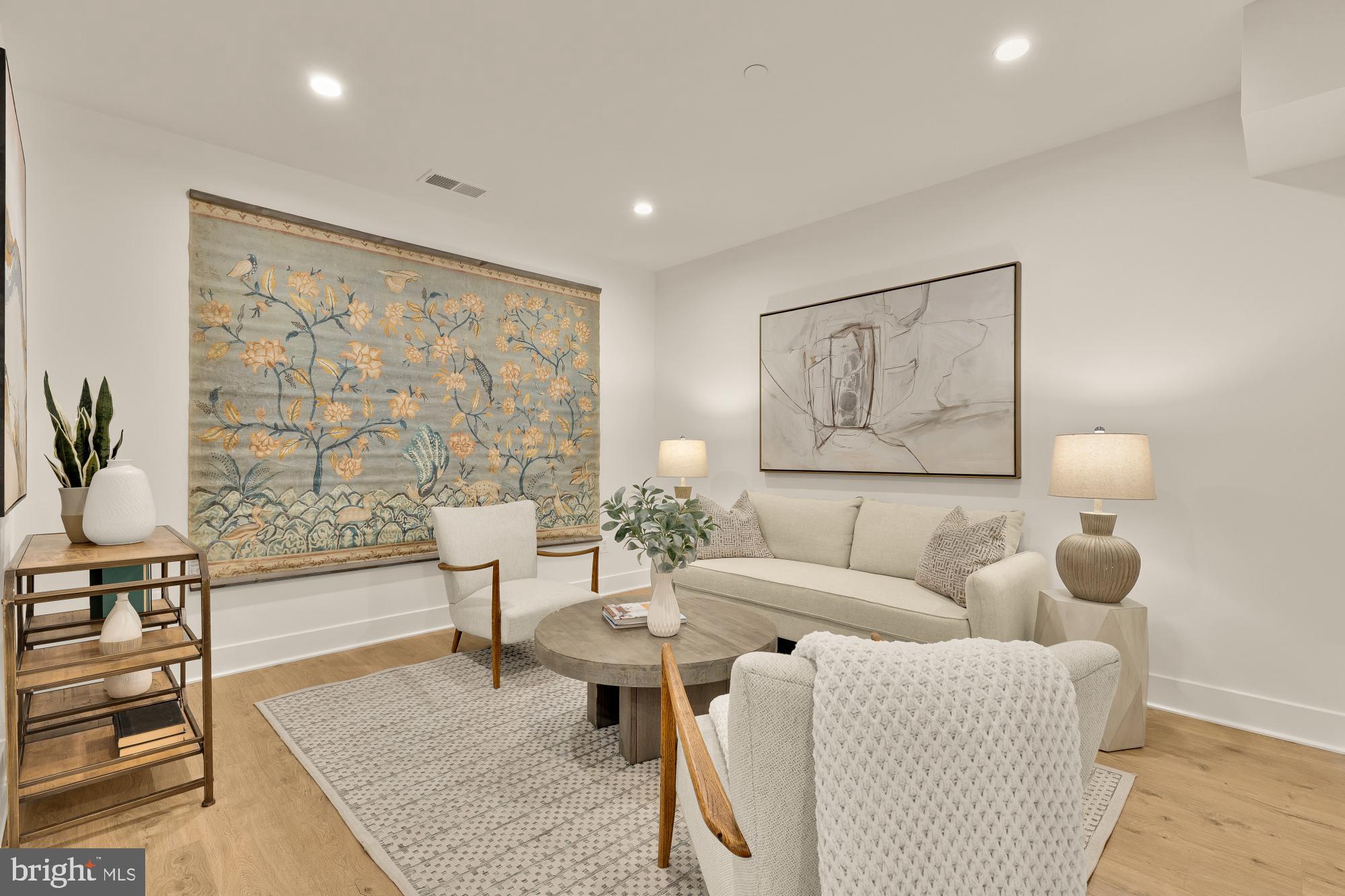 WESTBARD SQUARE - Residential