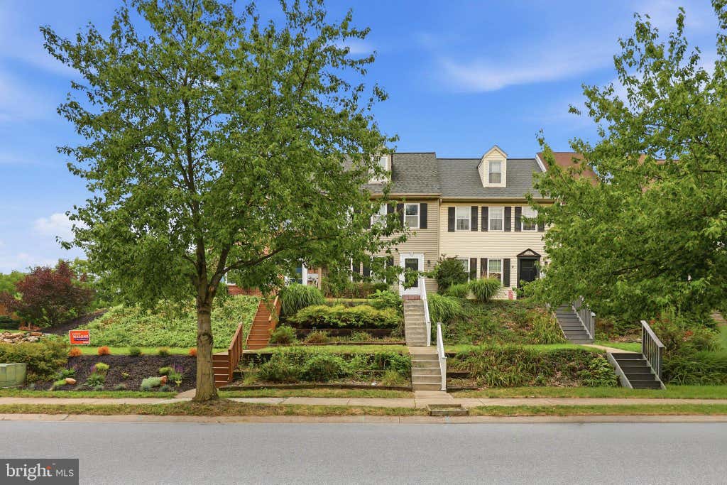 Photo of 22 Pennwick Drive, LITITZ, PA 17543 (MLS # PALA2092586)