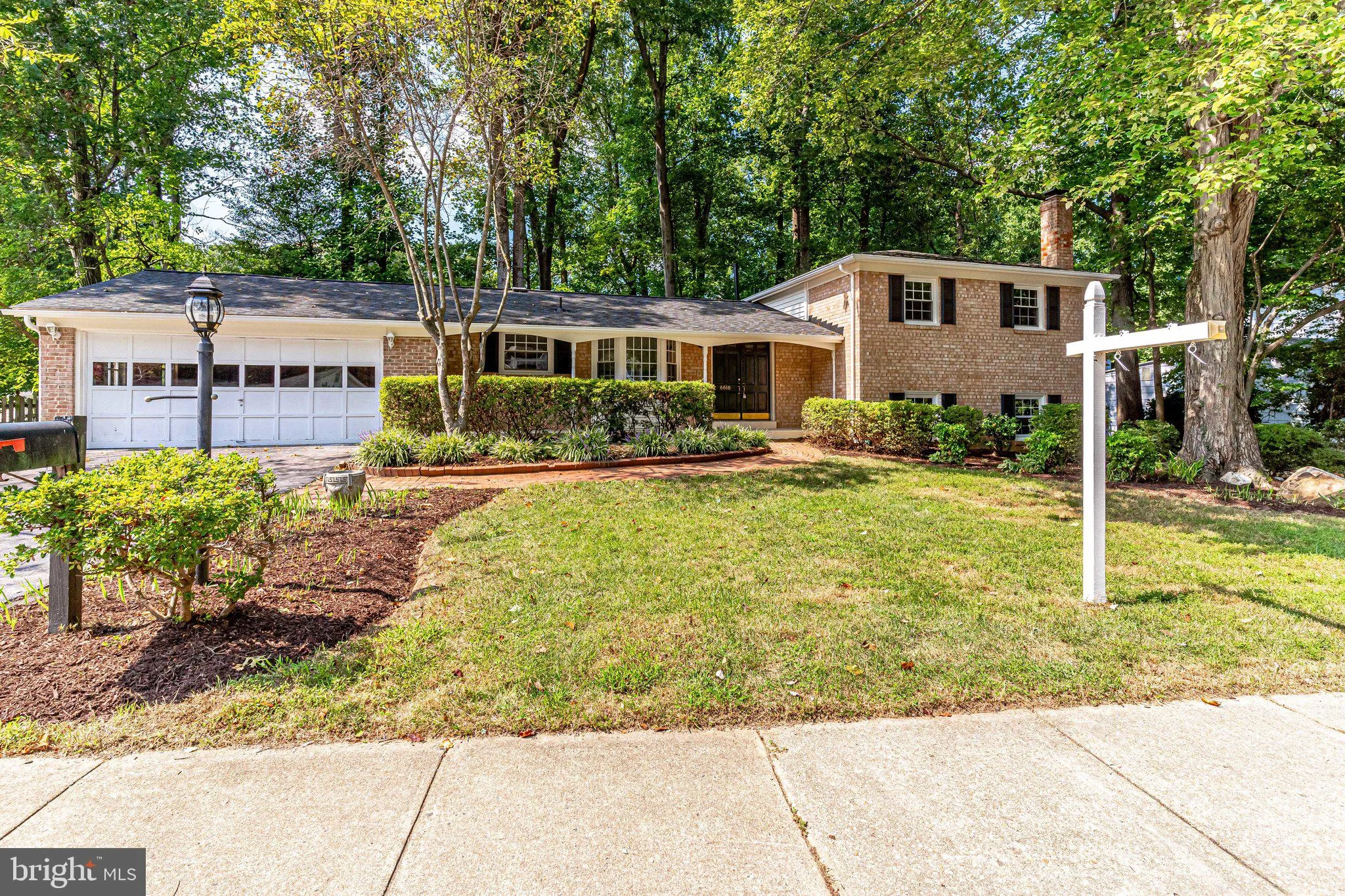 6616 Reynard Drive, Springfield, VA 22152