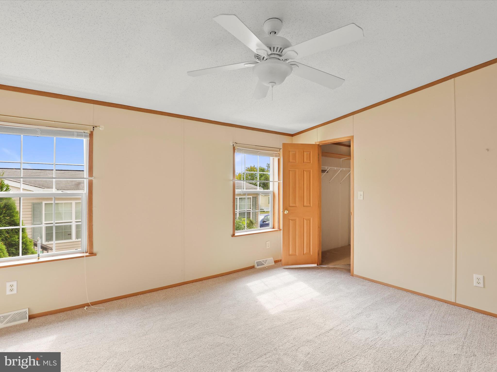 EAGLE VIEW COMMUNITY - Residential