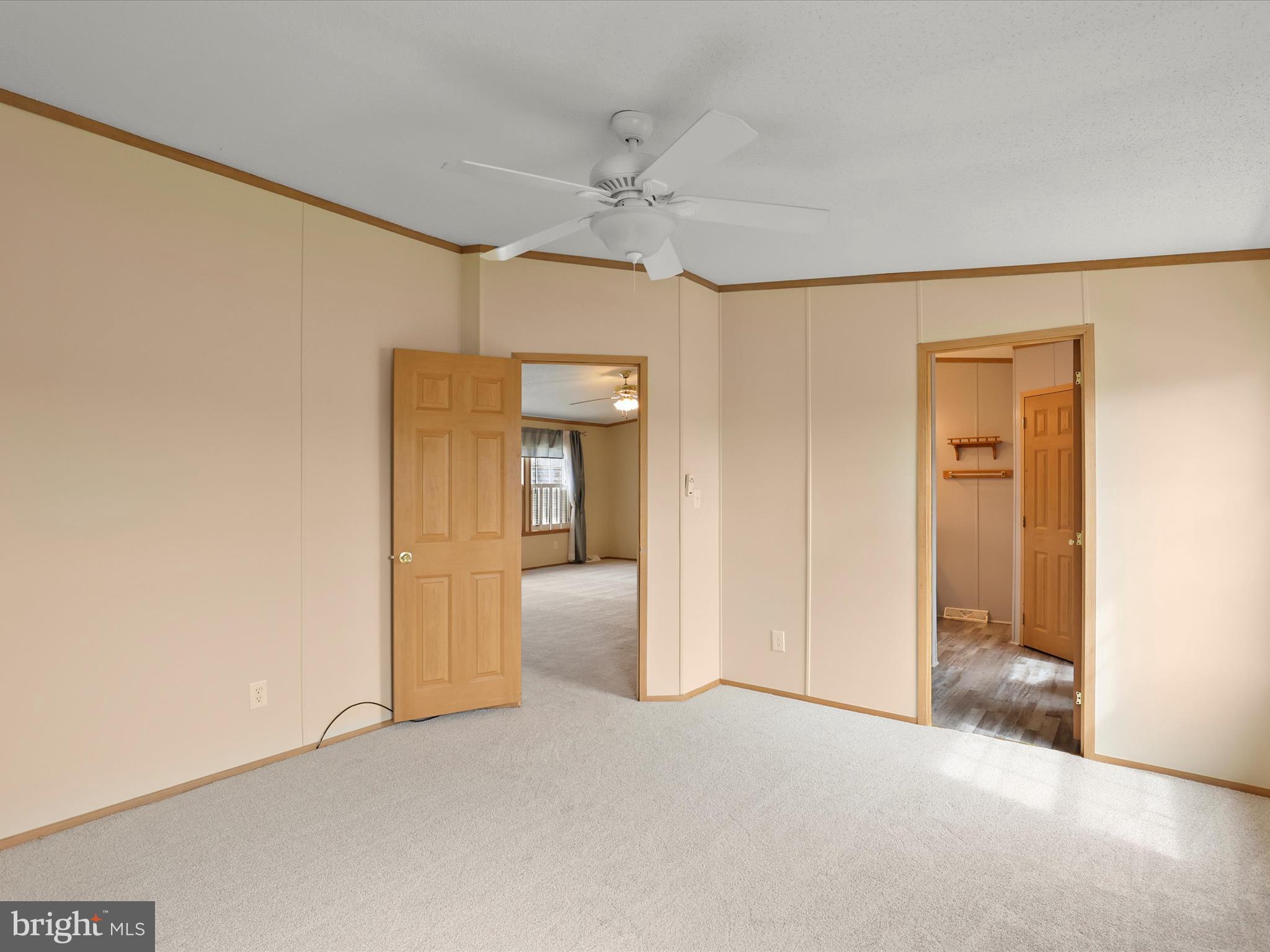 EAGLE VIEW COMMUNITY - Residential