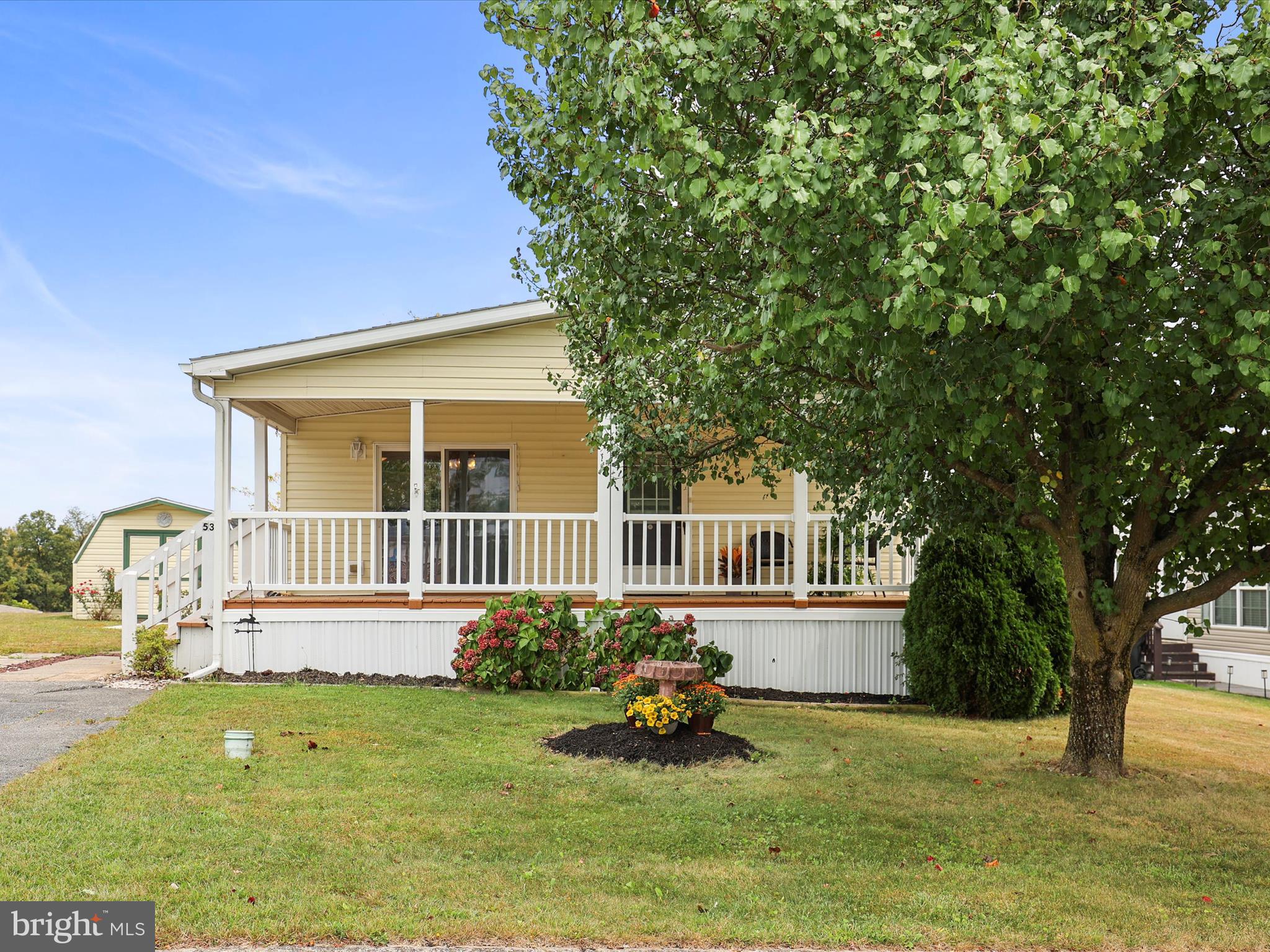 EAGLE VIEW COMMUNITY - Residential