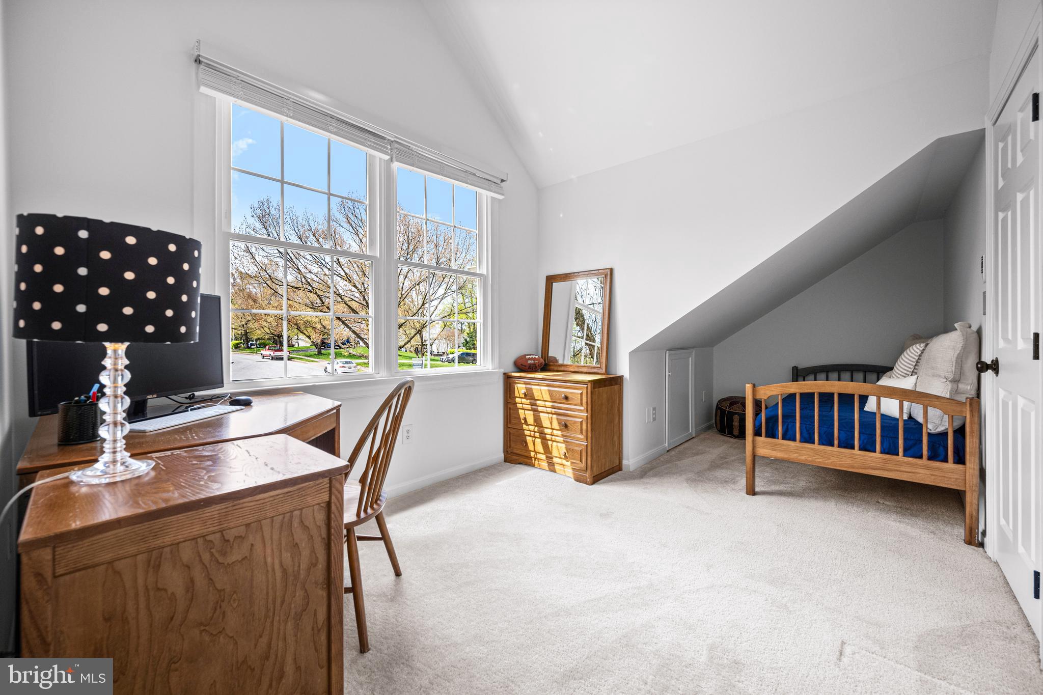 ROCKBURN TOWNSHP - Residential