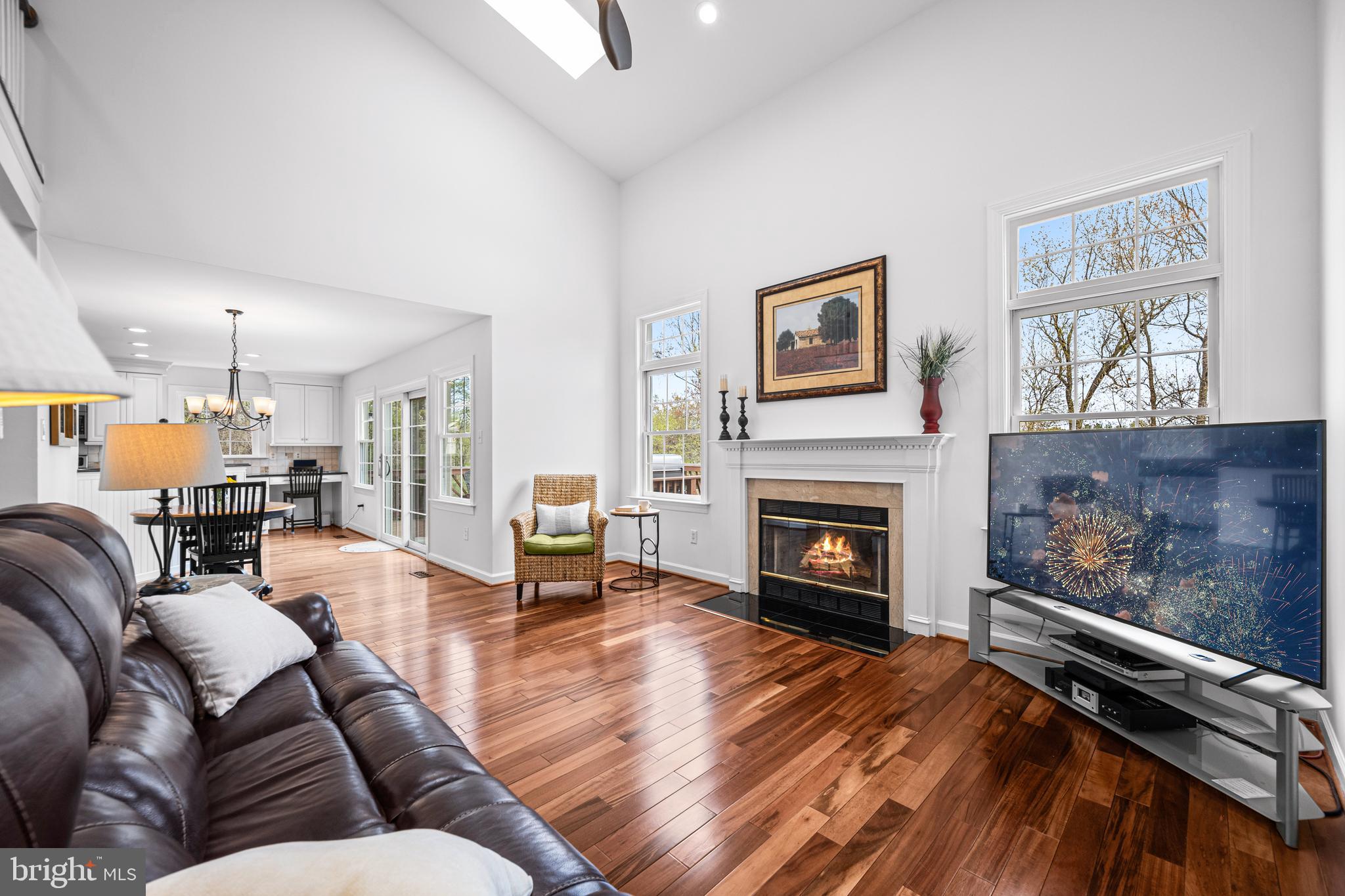 ROCKBURN TOWNSHP - Residential