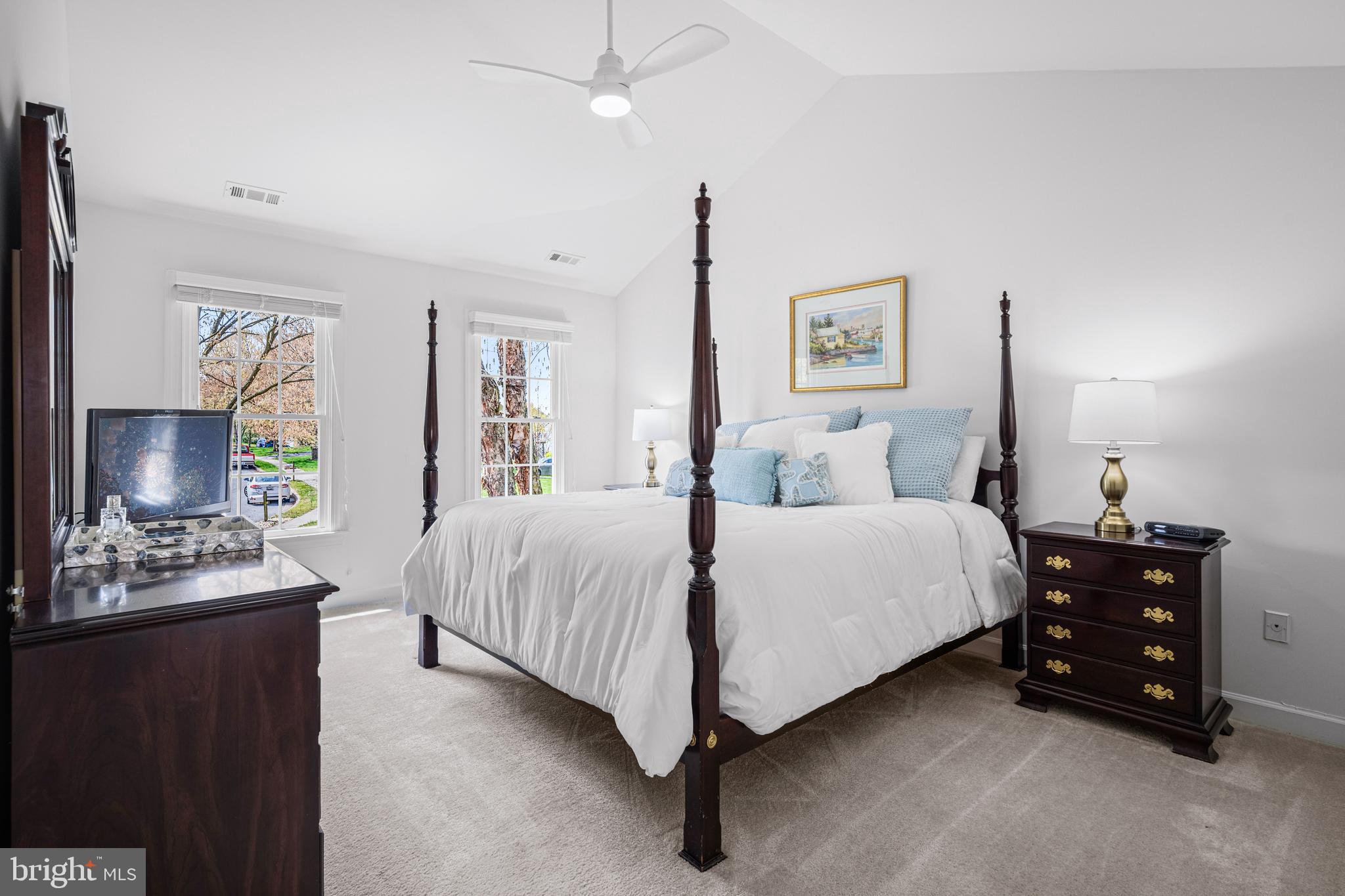 ROCKBURN TOWNSHP - Residential