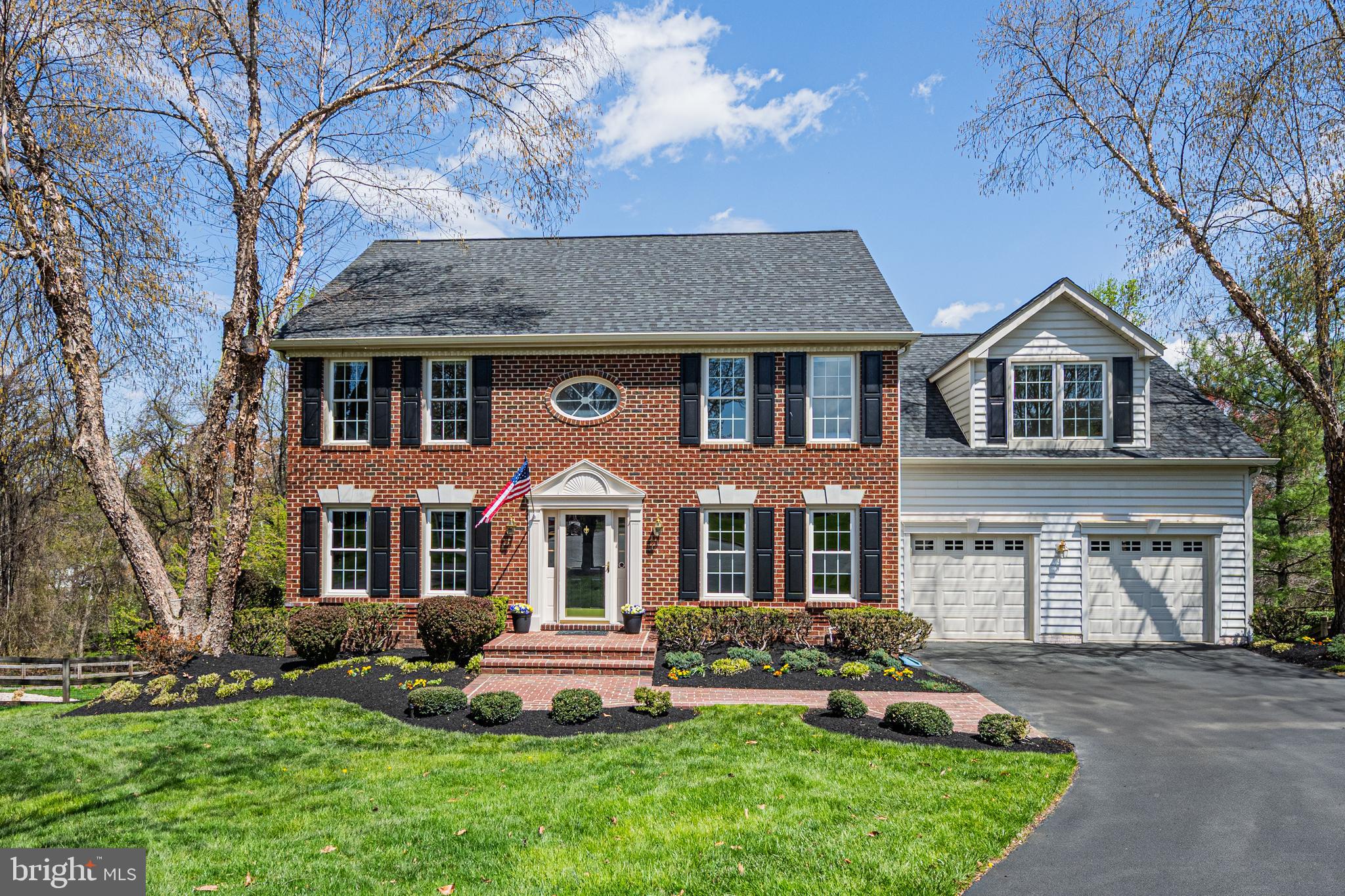 ROCKBURN TOWNSHP - Residential