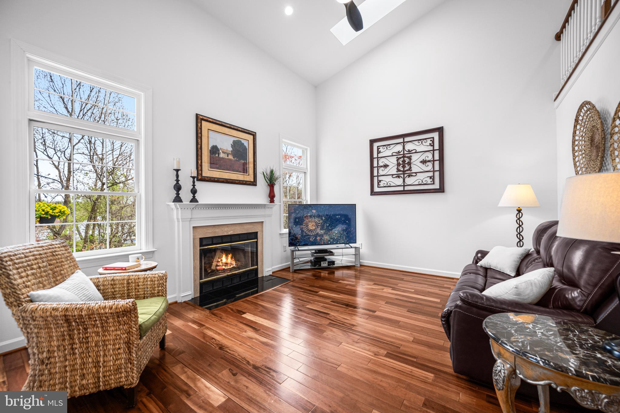 ROCKBURN TOWNSHP - Residential