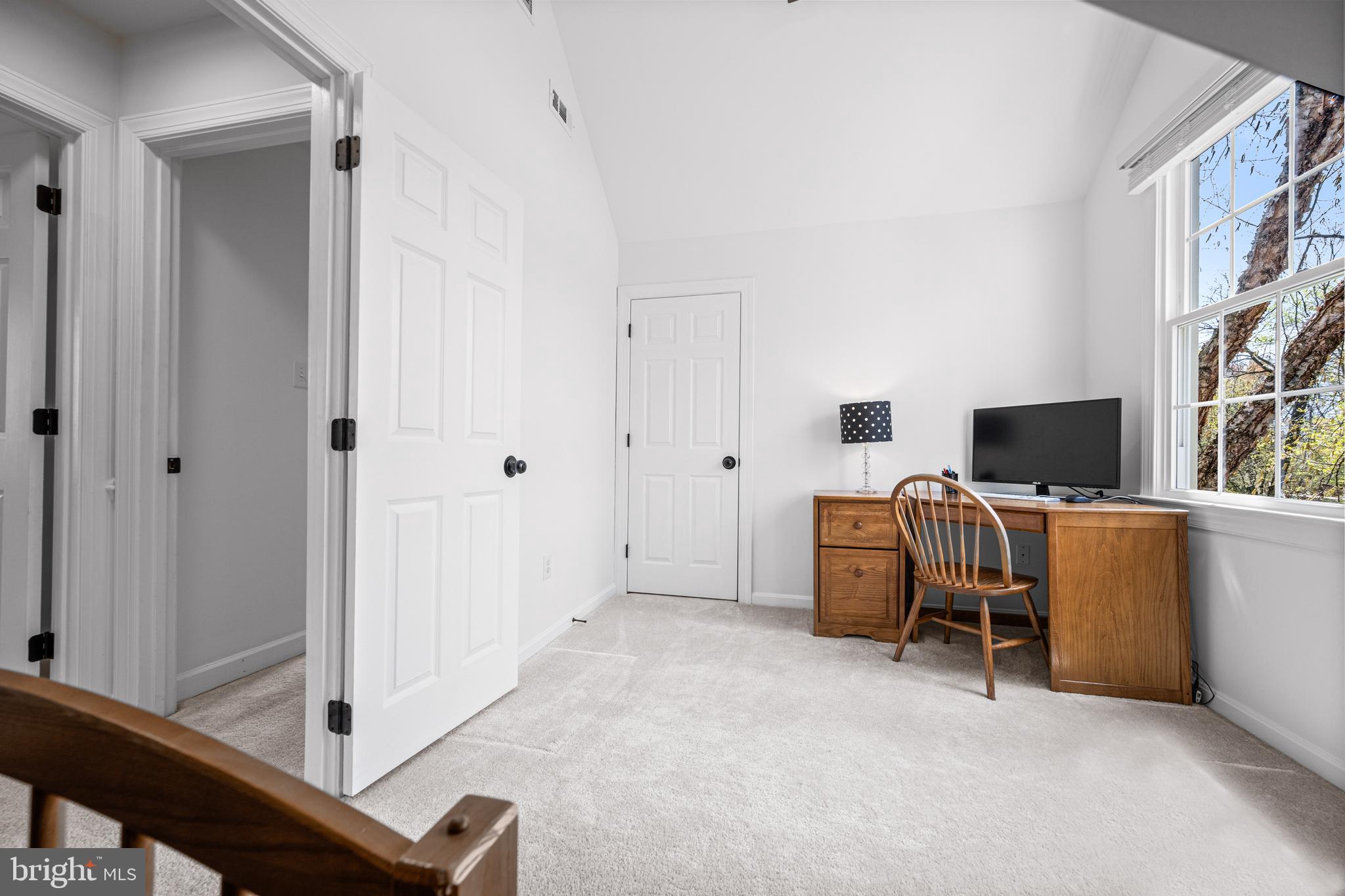 ROCKBURN TOWNSHP - Residential