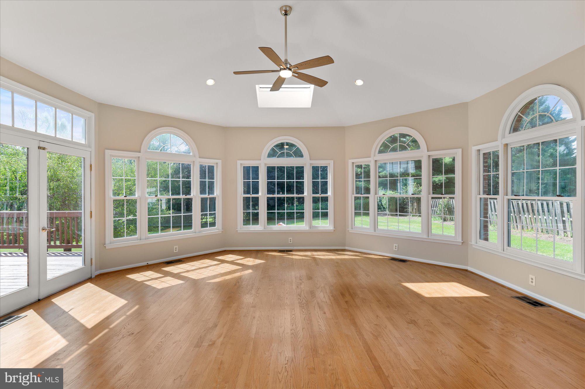 KENTSDALE ESTATES - Residential