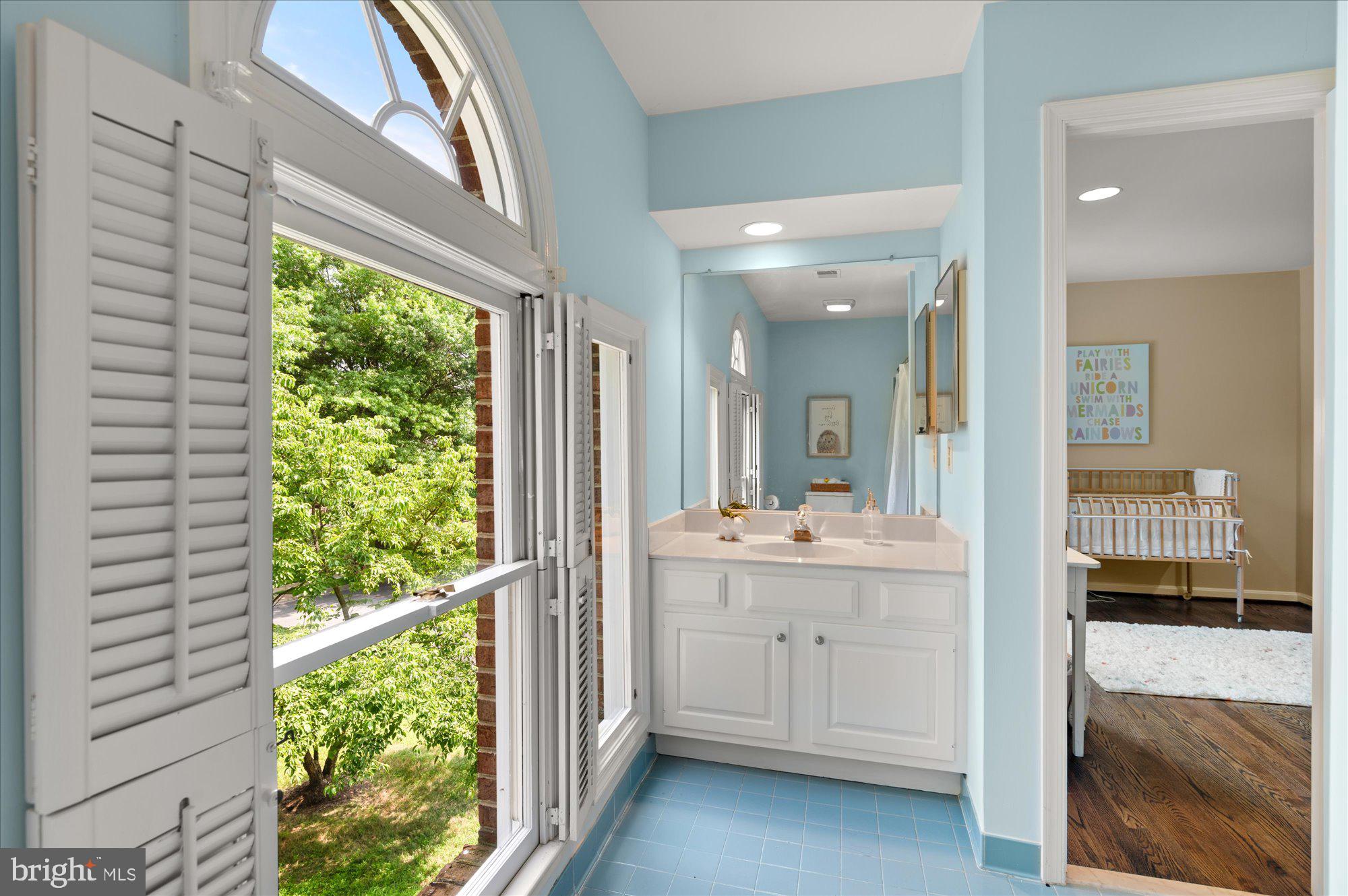 KENTSDALE ESTATES - Residential