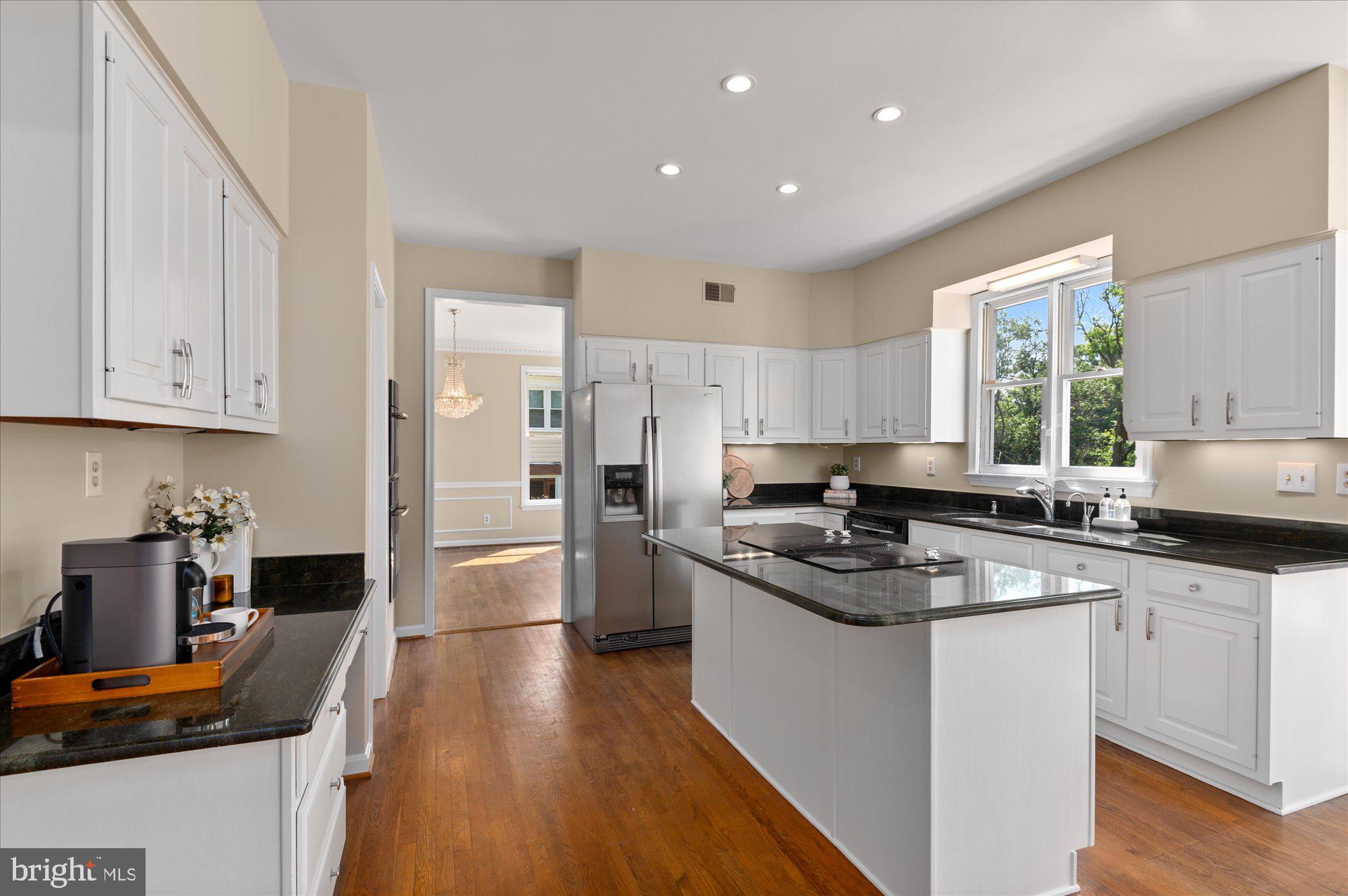 KENTSDALE ESTATES - Residential