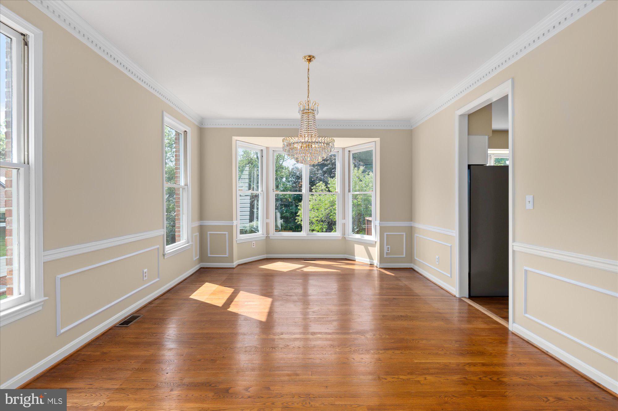 KENTSDALE ESTATES - Residential