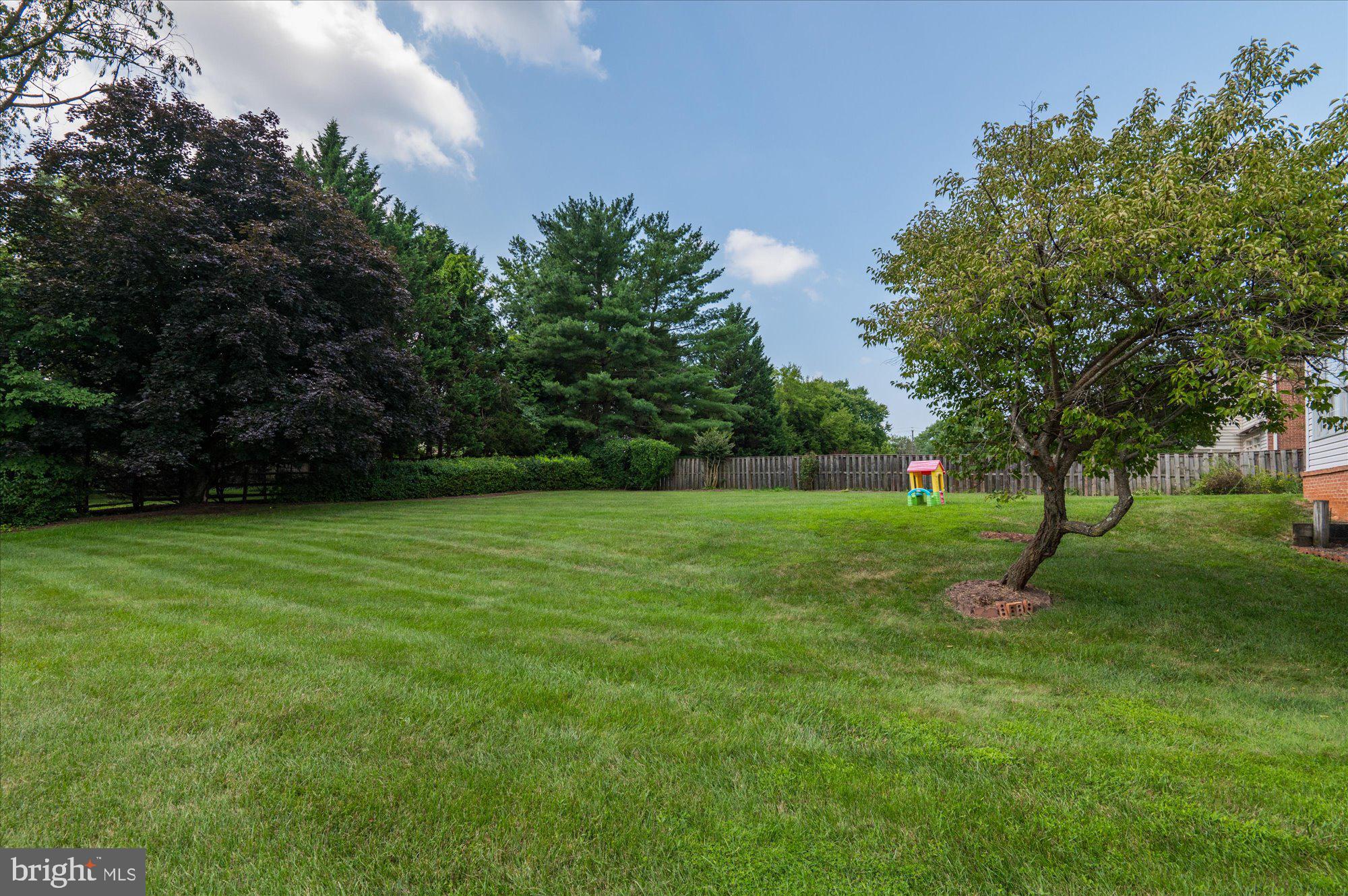 KENTSDALE ESTATES - Residential