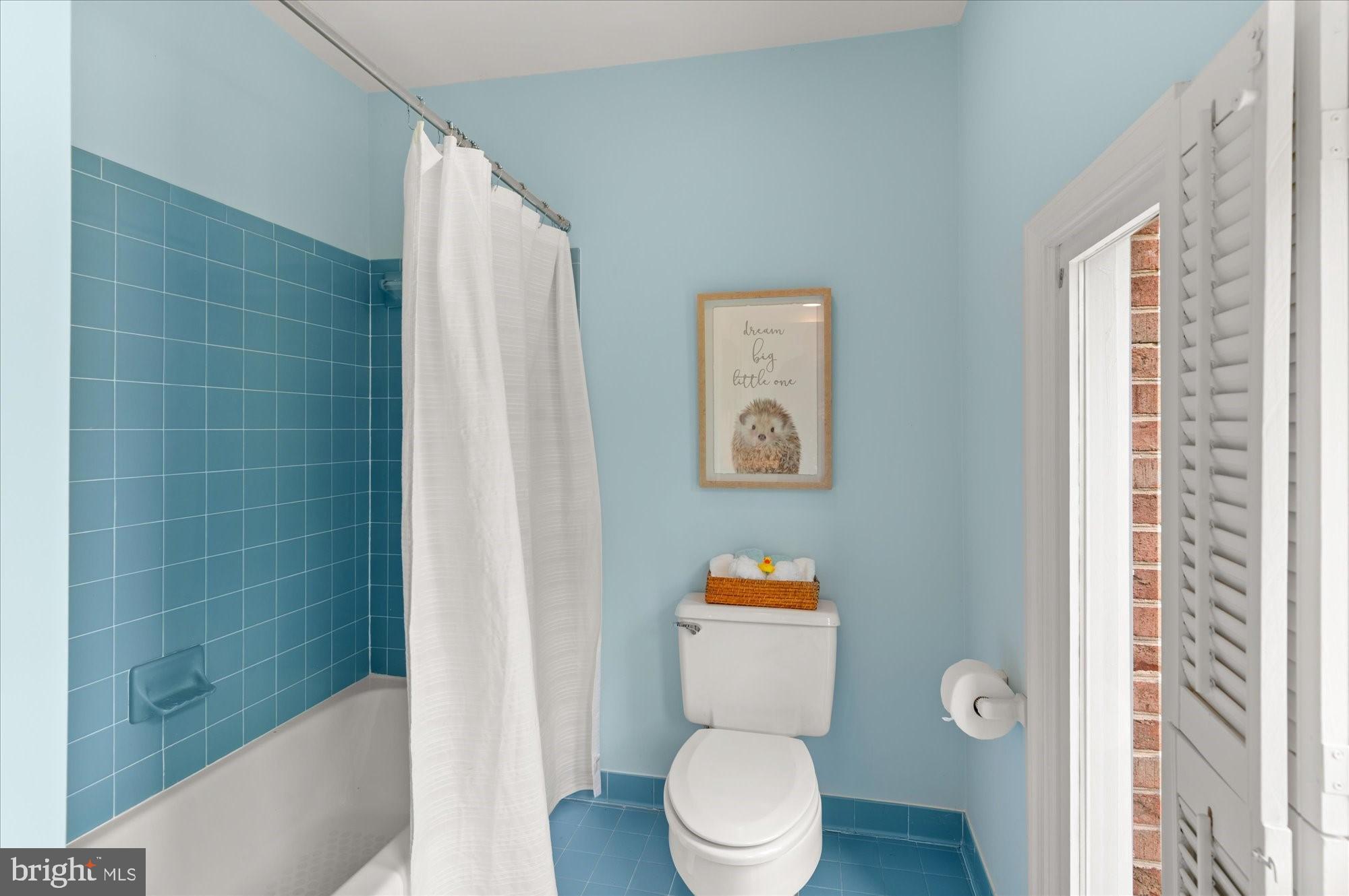 KENTSDALE ESTATES - Residential