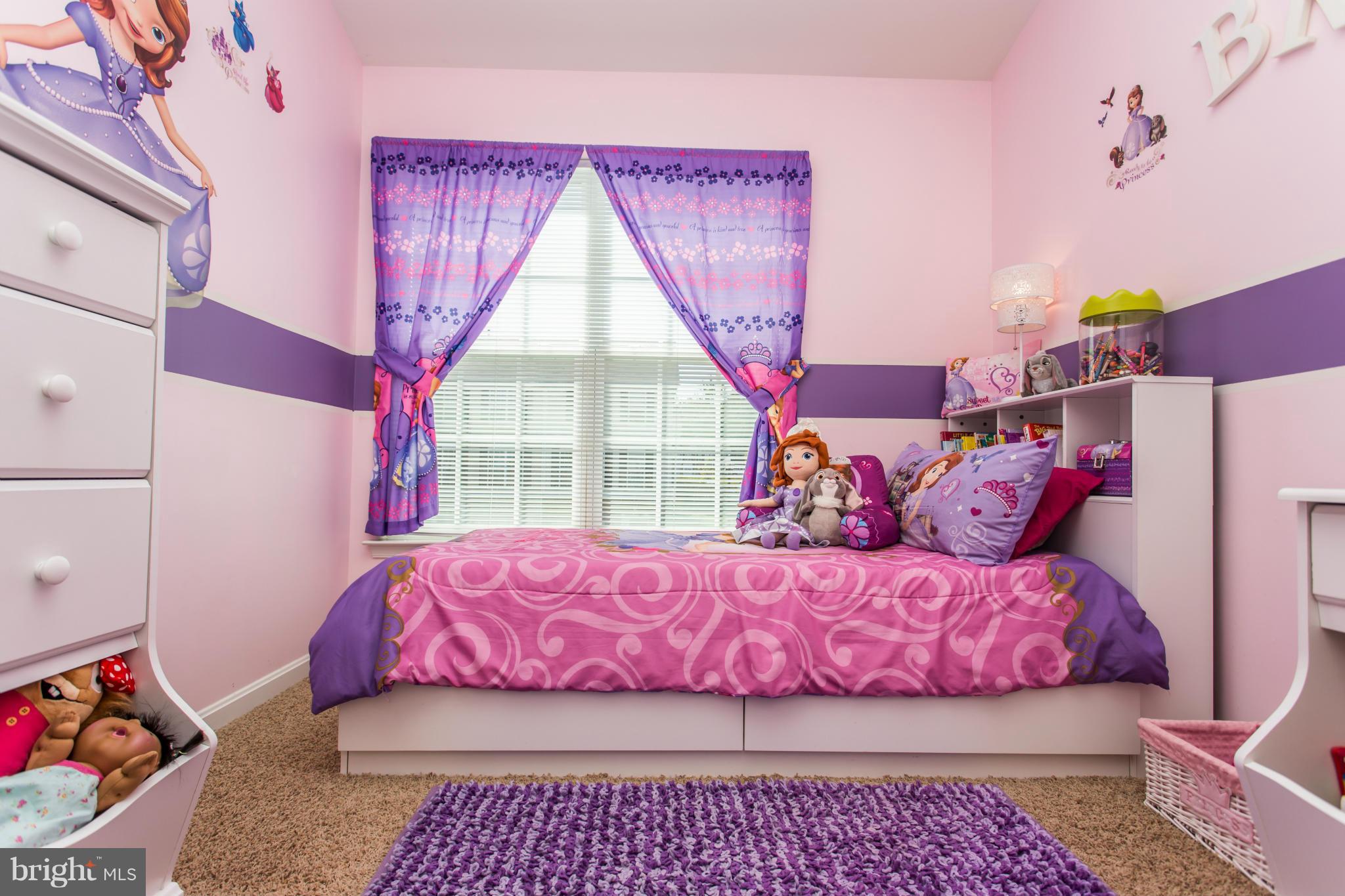 SUMMIT RIDGE - Residential