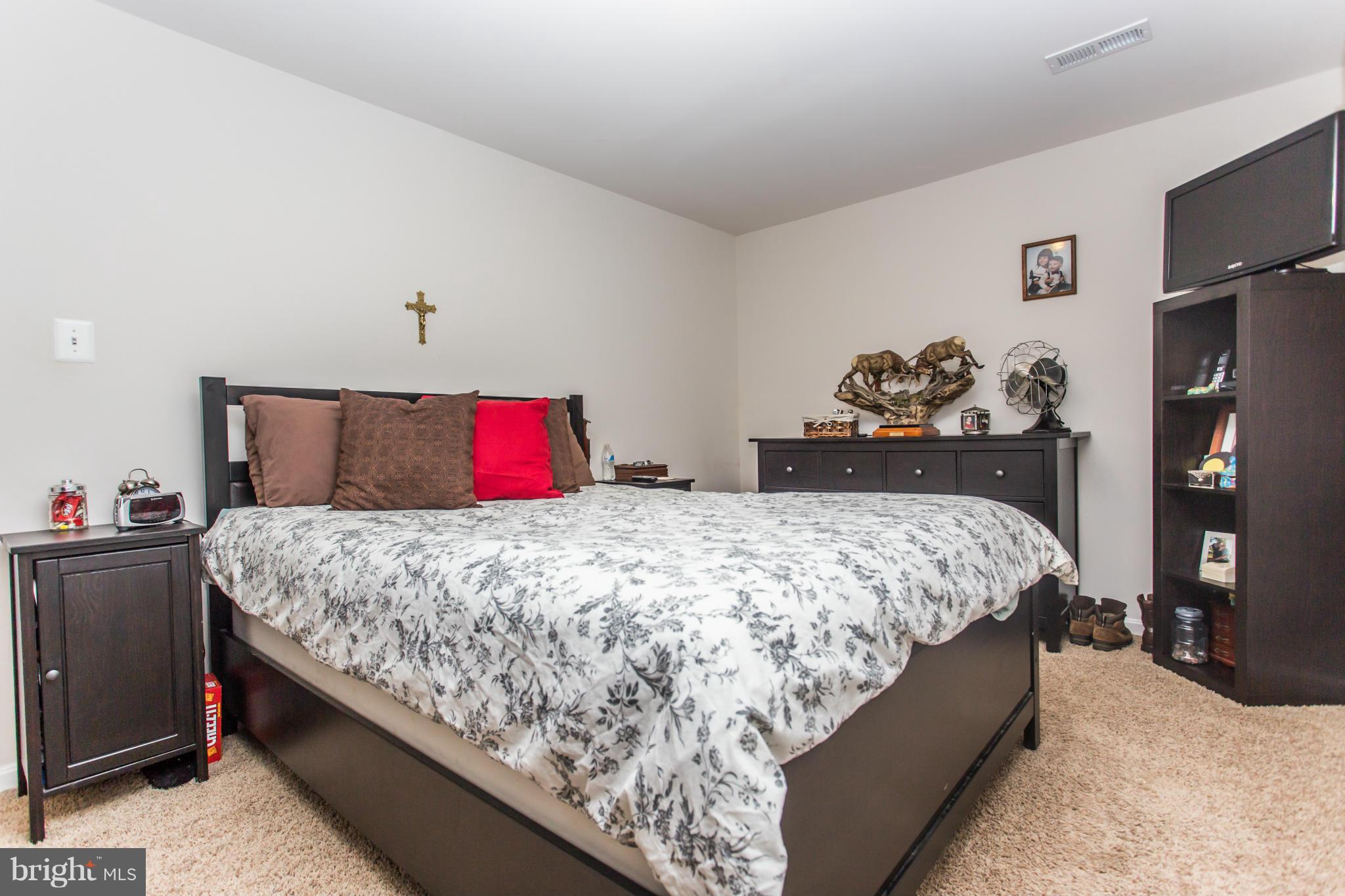 SUMMIT RIDGE - Residential