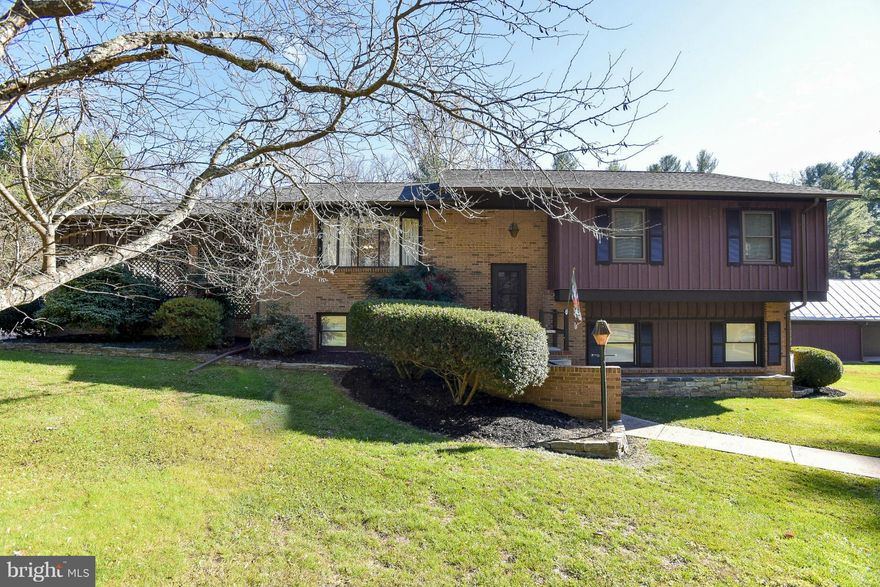 Incredible home & yard w/ .968 acre lot attached. Pride in ownership evident throughout. Minutes to Shen Natl Park. Lower level can be easily converted to In-law suite. Large garage/shop, 2 horseshoe pits, picnic area, covered rear porch. Fireplace insert w/radiant heat on main level, whole house fan keeps you cool in summer. Extra rooms on both levels for crafts, office, or play. A must see!