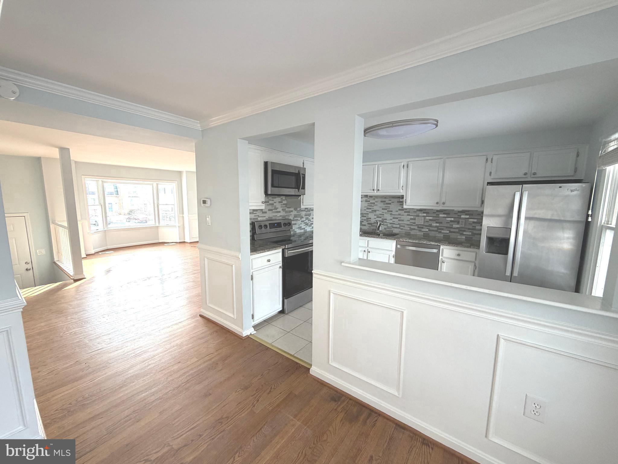 COLONY VILLAGE - Residential