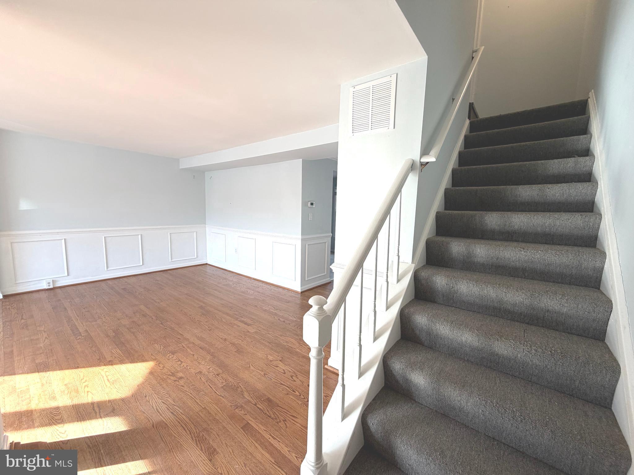 COLONY VILLAGE - Residential