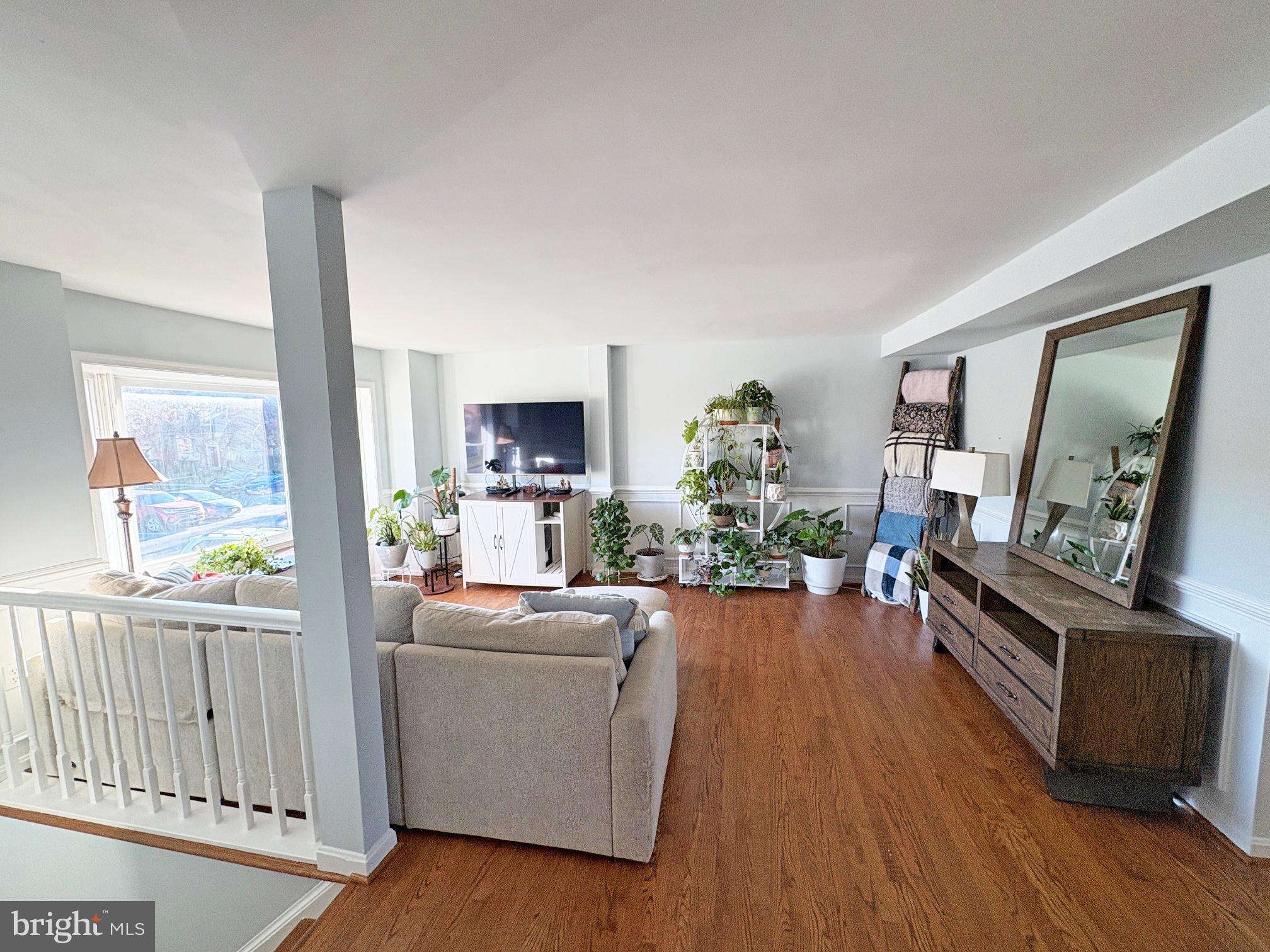 COLONY VILLAGE - Residential