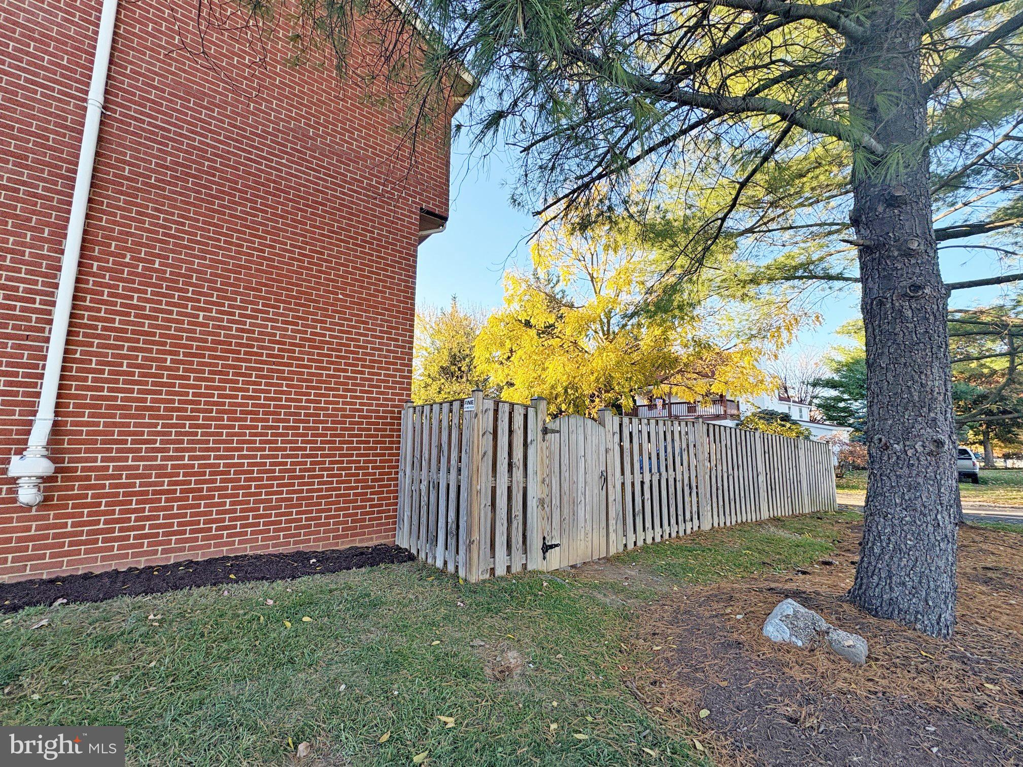 COLONY VILLAGE - Residential