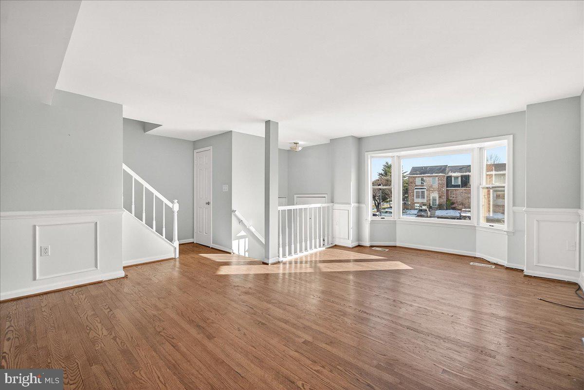 COLONY VILLAGE - Residential