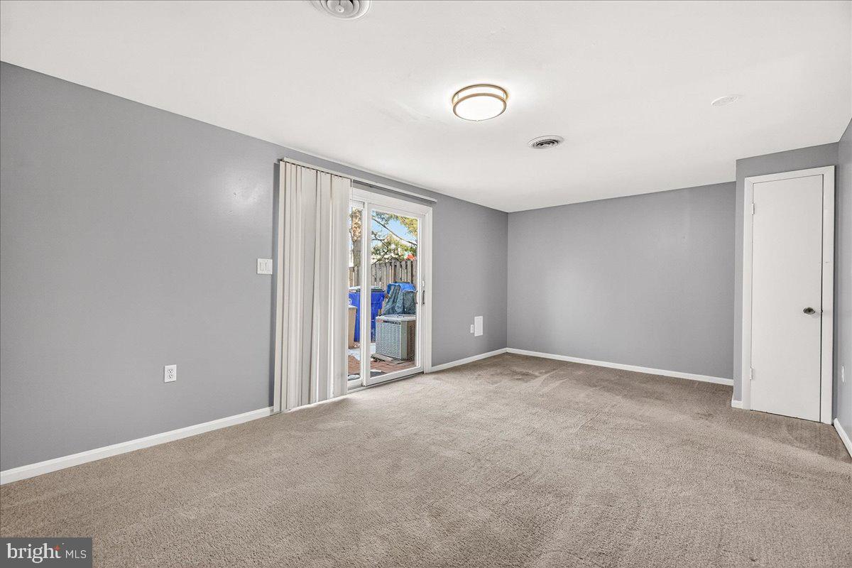 COLONY VILLAGE - Residential