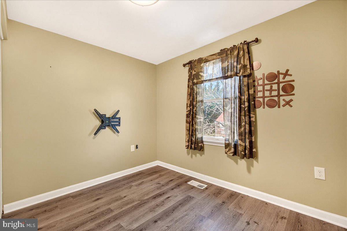 COLONY VILLAGE - Residential