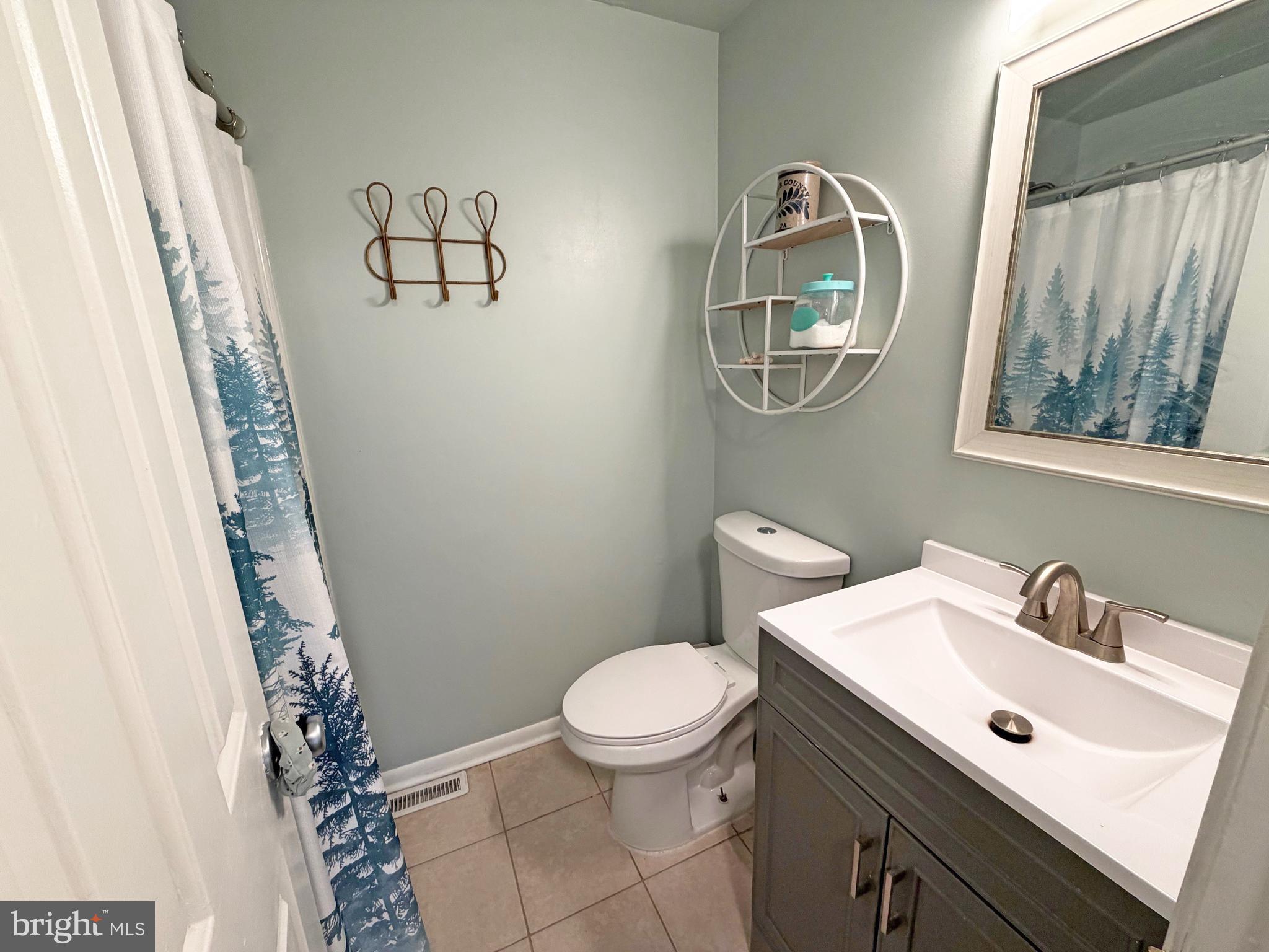 COLONY VILLAGE - Residential