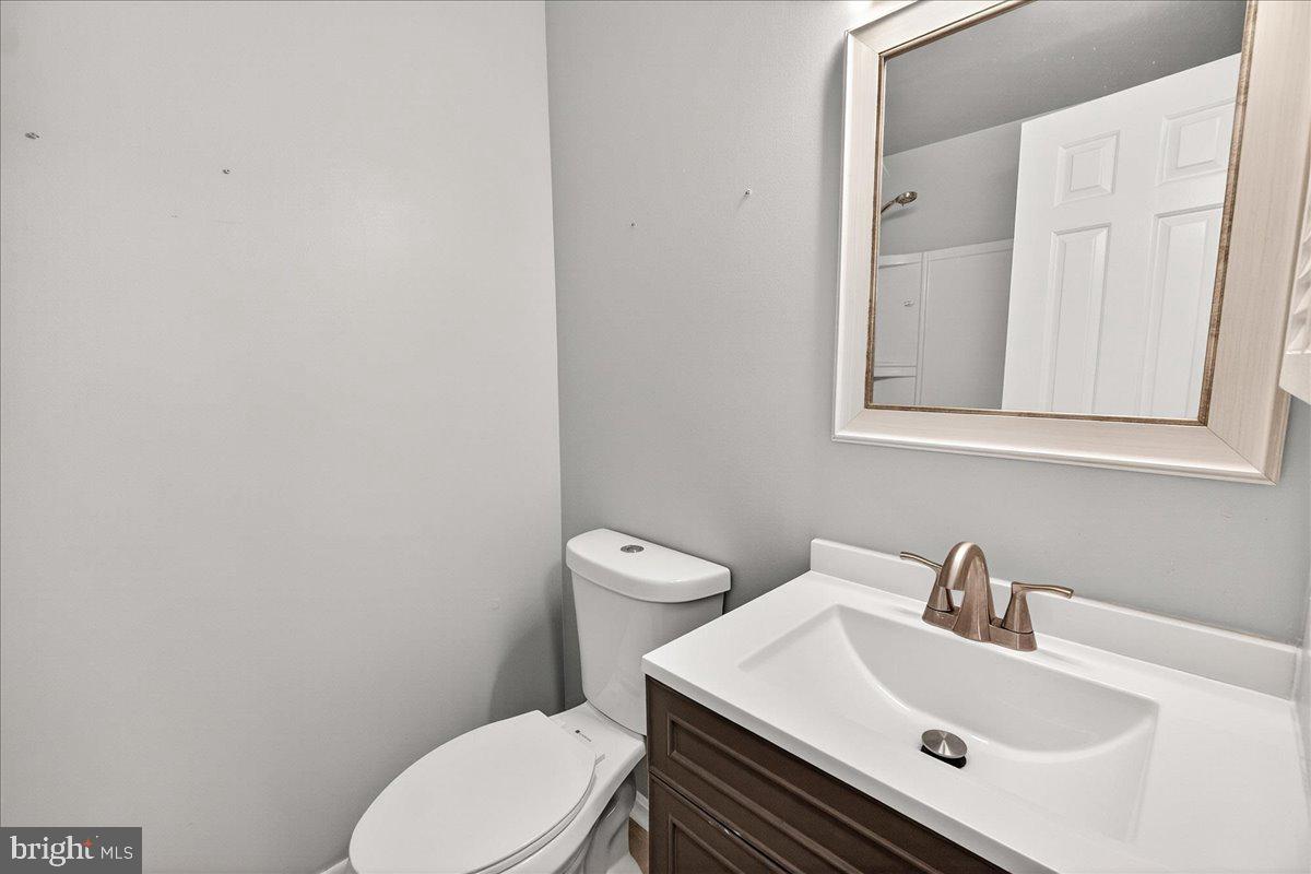 COLONY VILLAGE - Residential