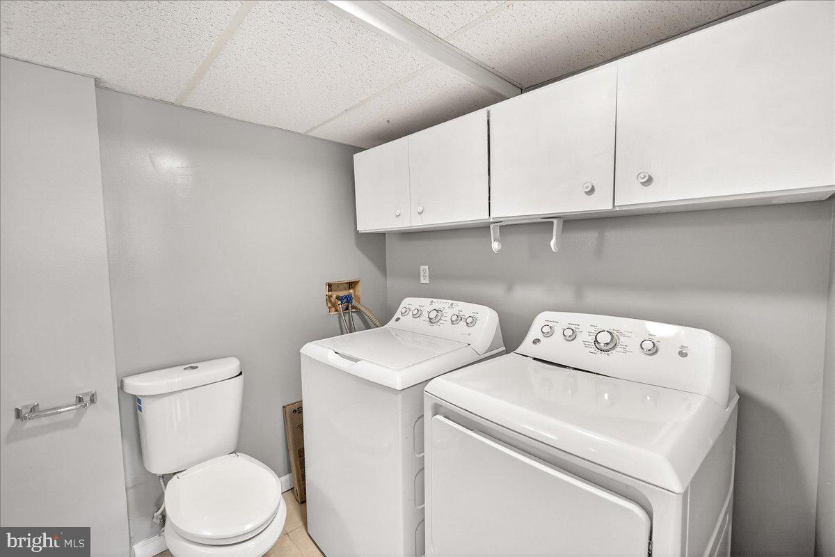 COLONY VILLAGE - Residential