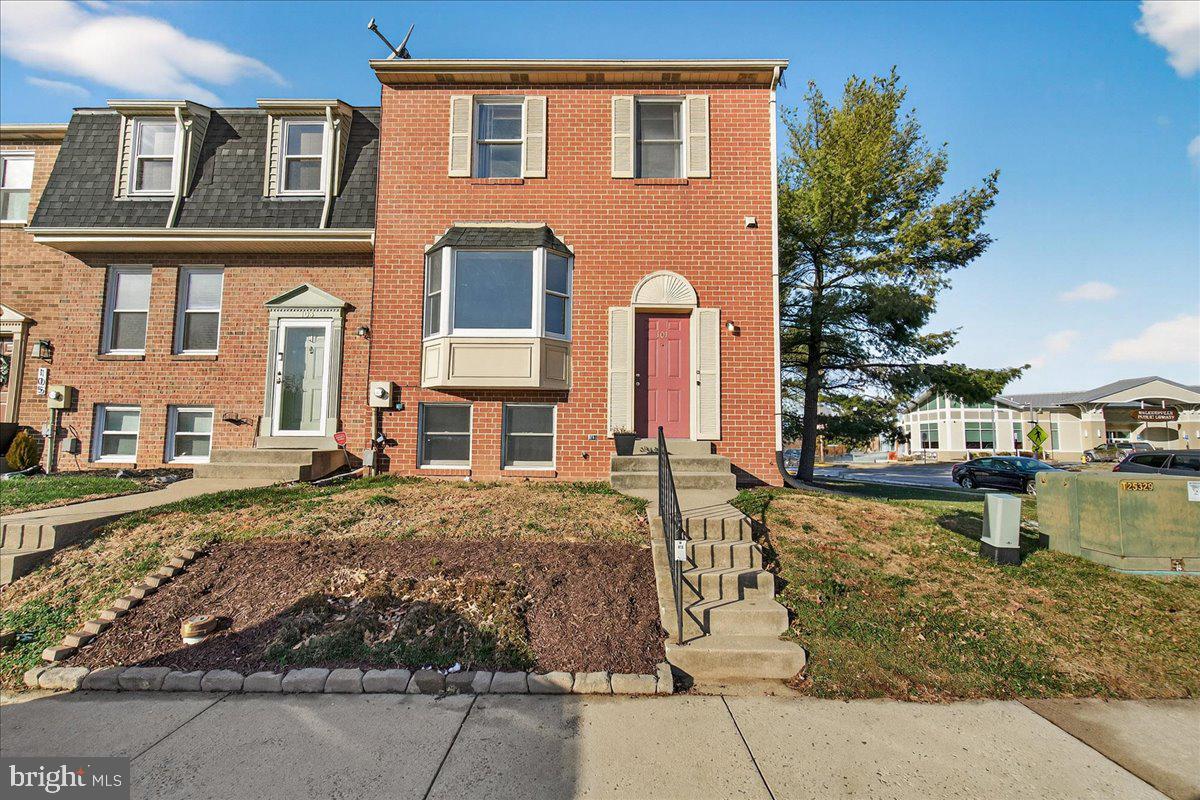 COLONY VILLAGE - Residential