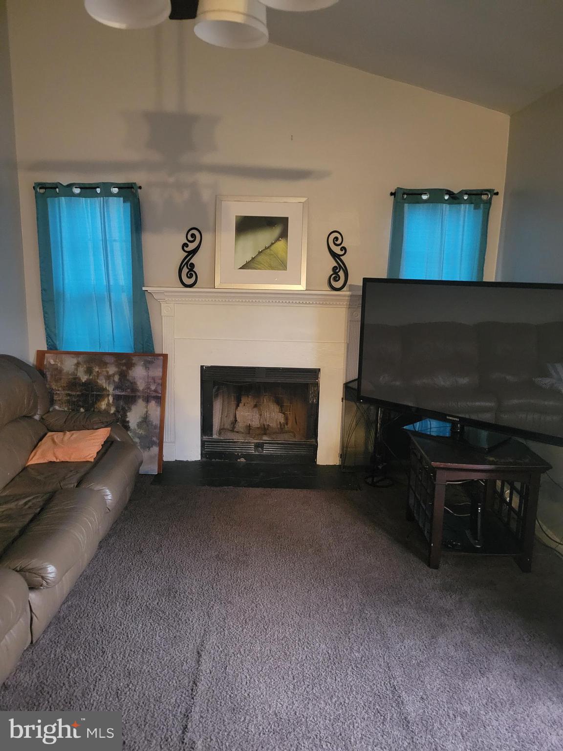 LA DOVA HEIGHTS - Residential
