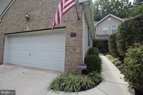 Townhouse For Sale - 136 Gregg Drive<br/> WILMINGTON, DE 19808