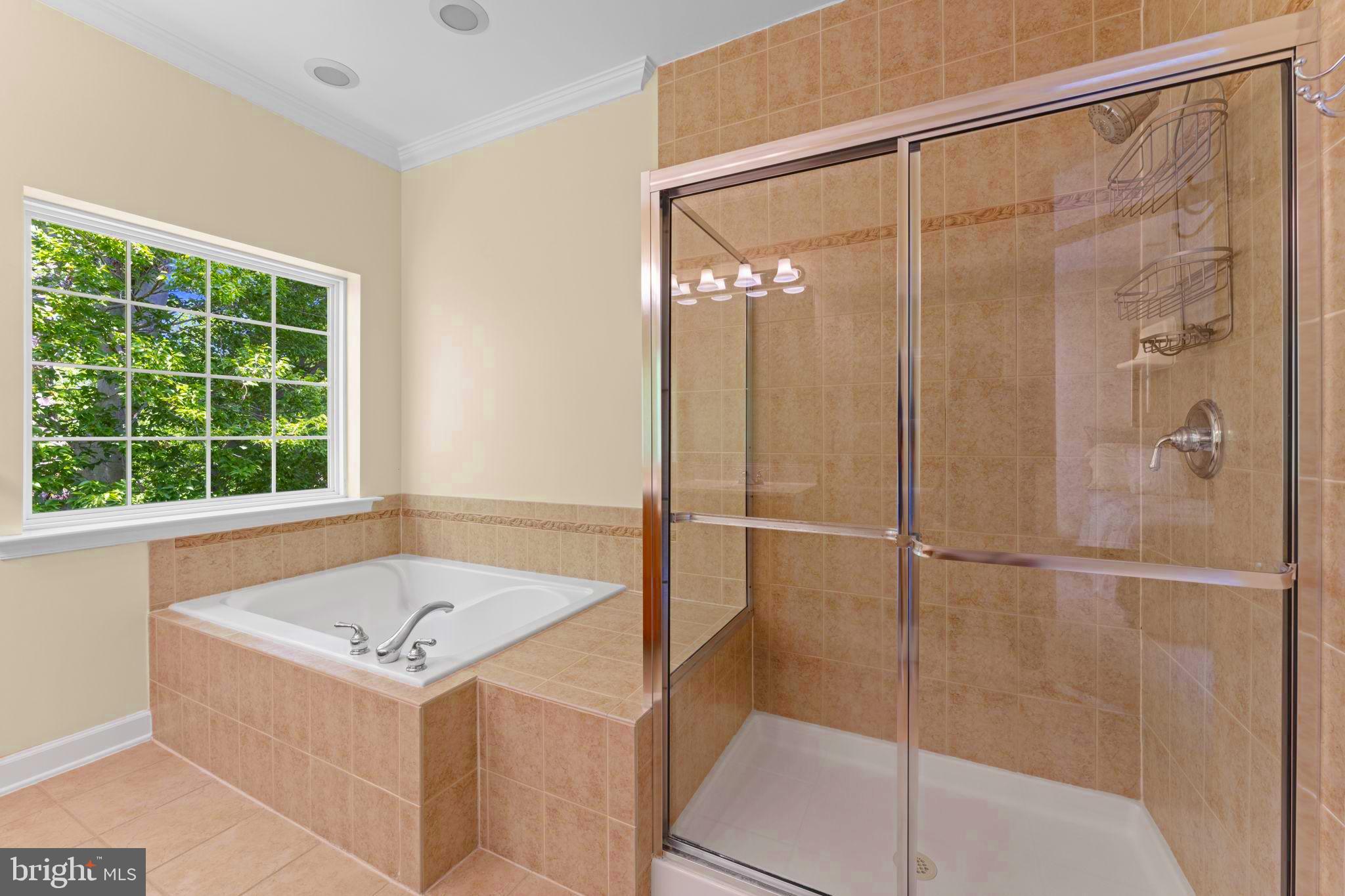 RUSSETT GREEN - Residential