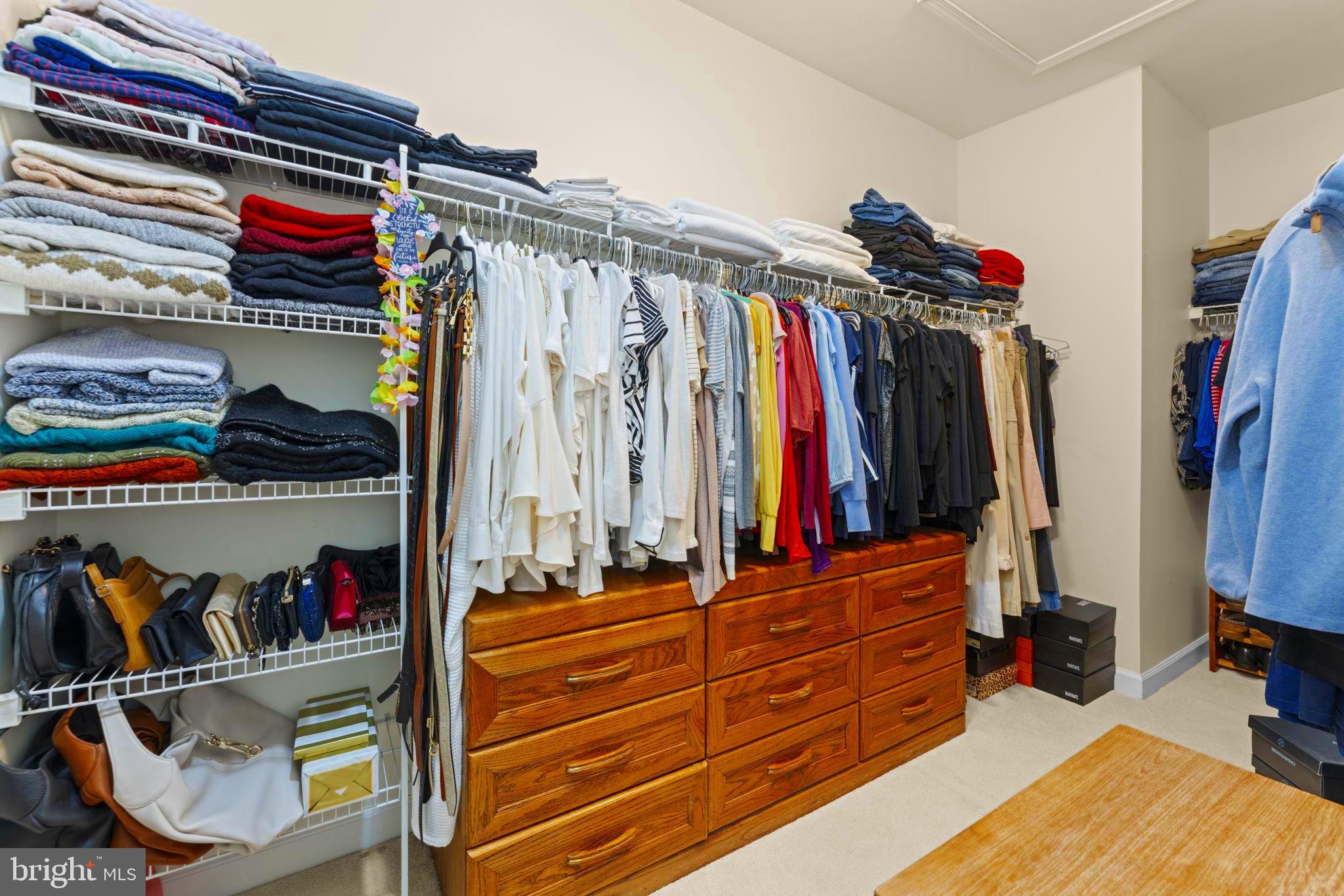 RUSSETT GREEN - Residential