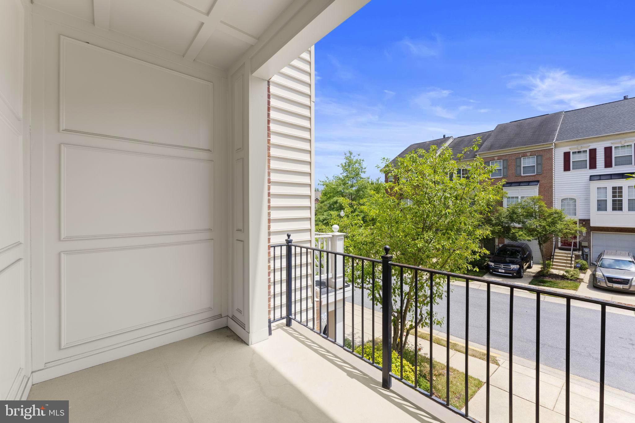 RUSSETT GREEN - Residential