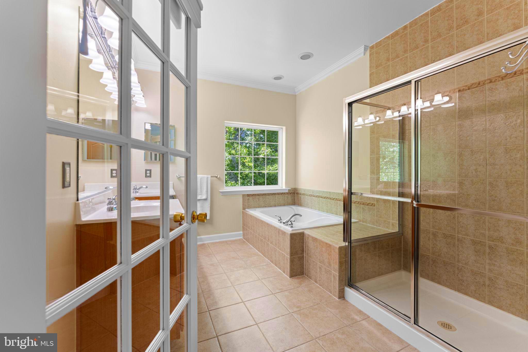 RUSSETT GREEN - Residential