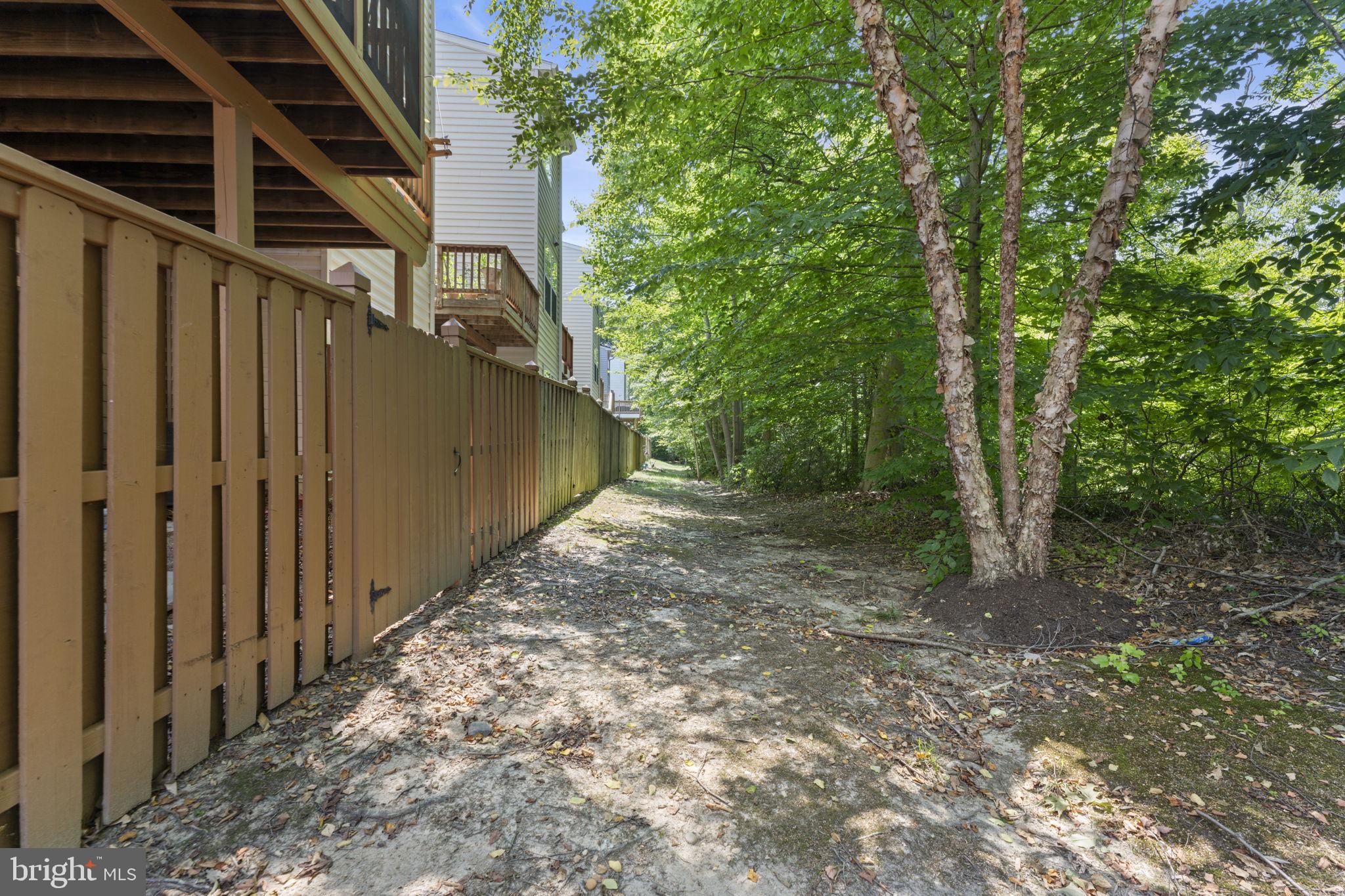 RUSSETT GREEN - Residential