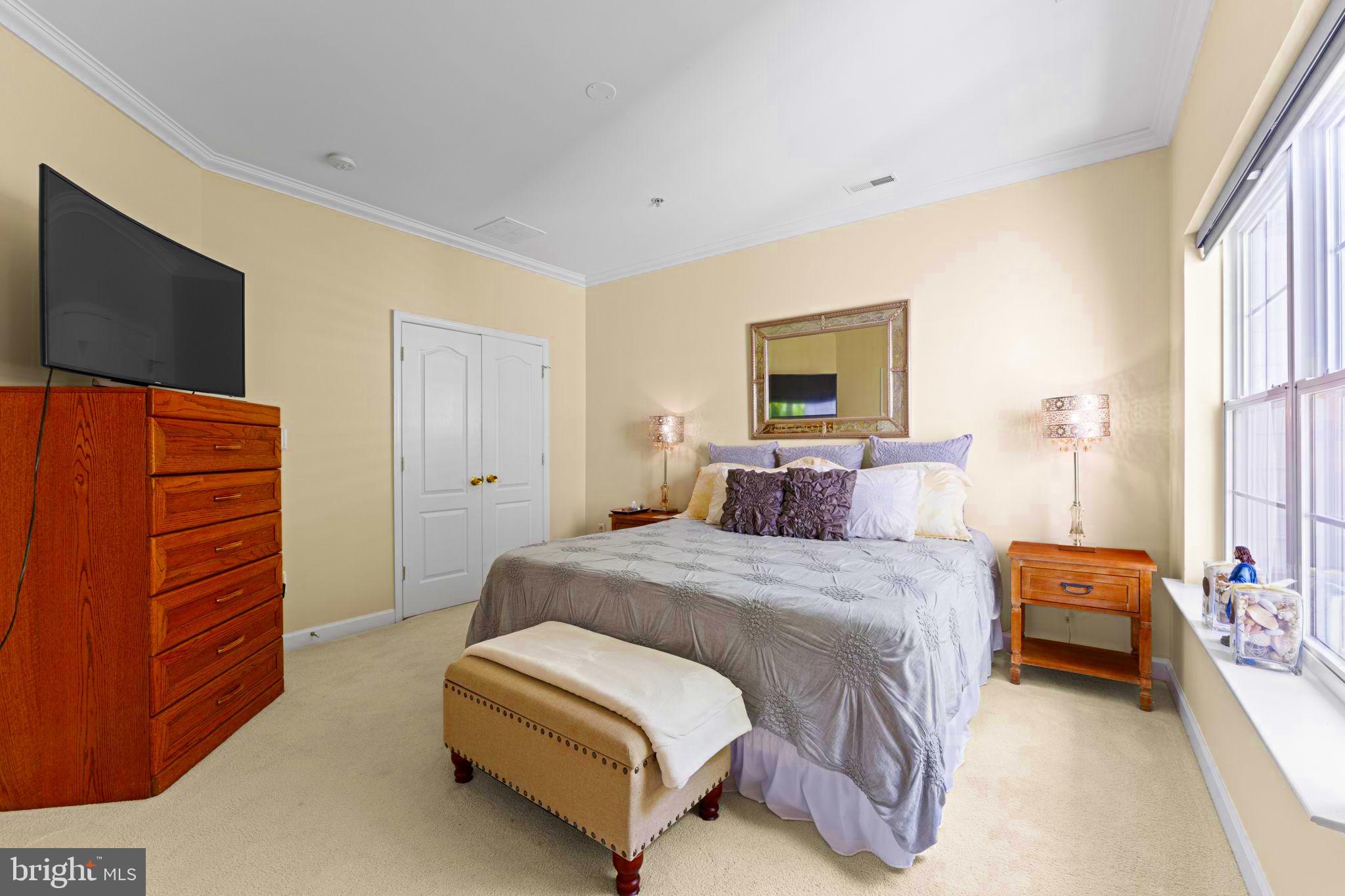 RUSSETT GREEN - Residential