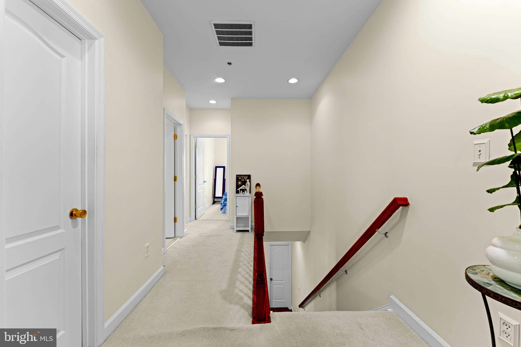 RUSSETT GREEN - Residential